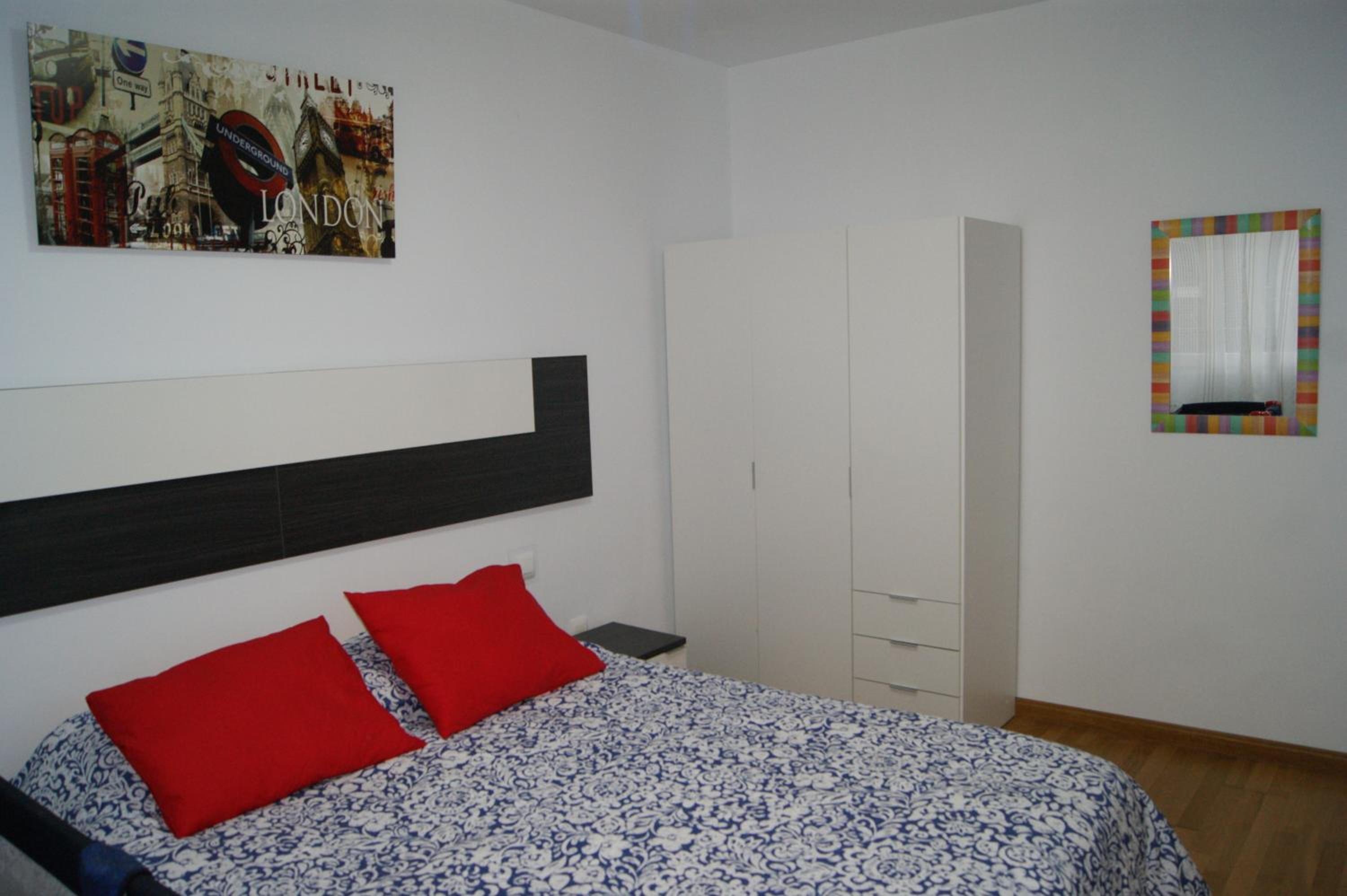 Apartment - Photo 24