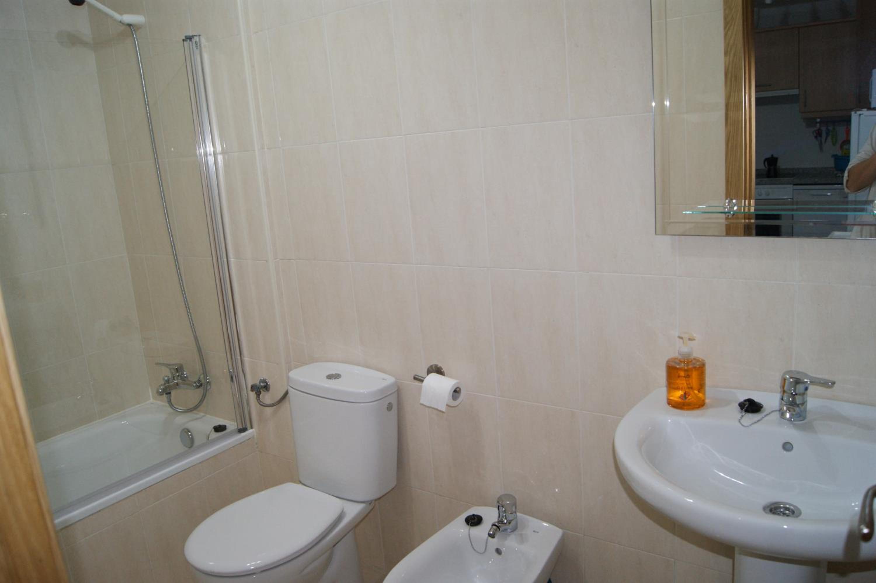 Apartment - Photo 32