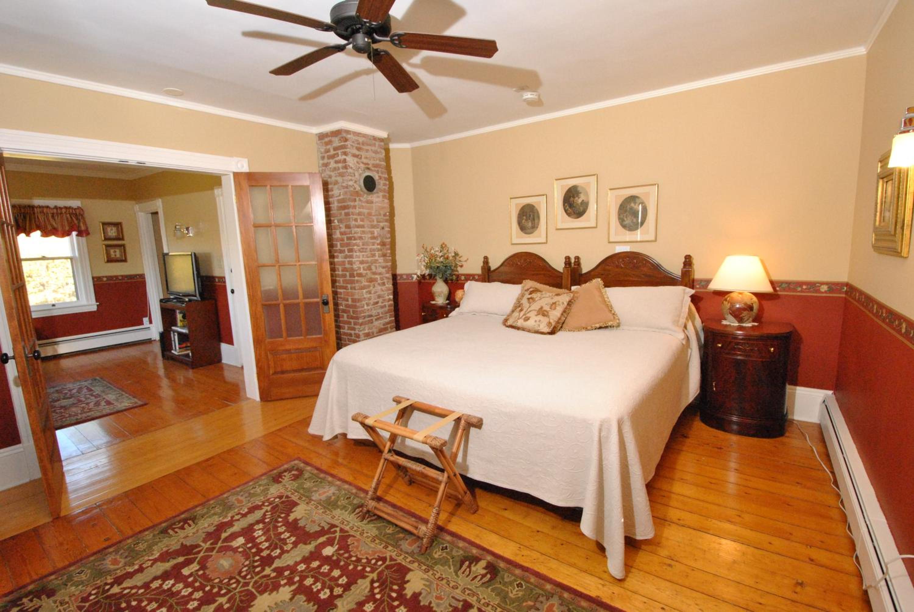 King Suite photo 1