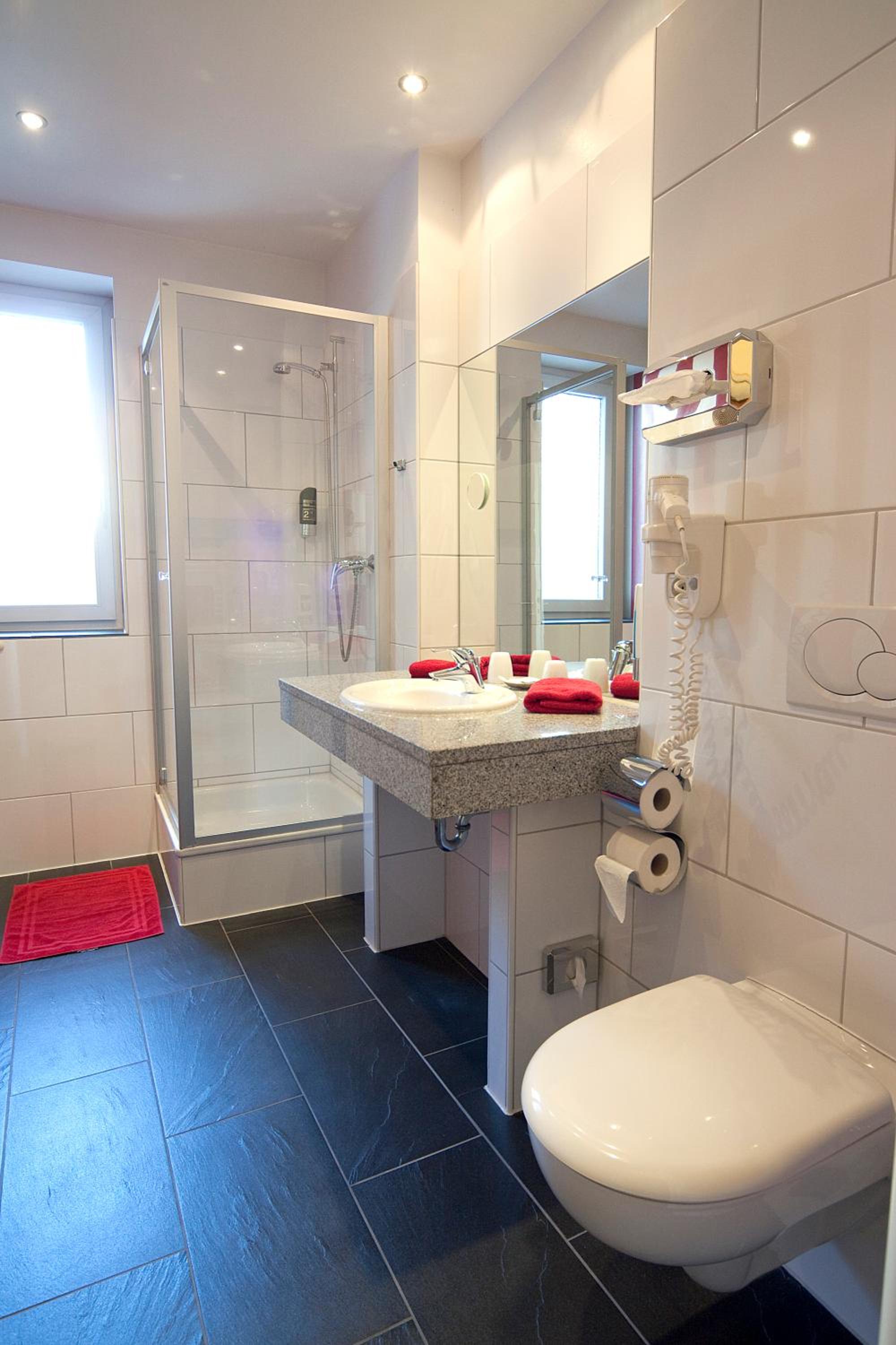 Standard Triple Room photo 2