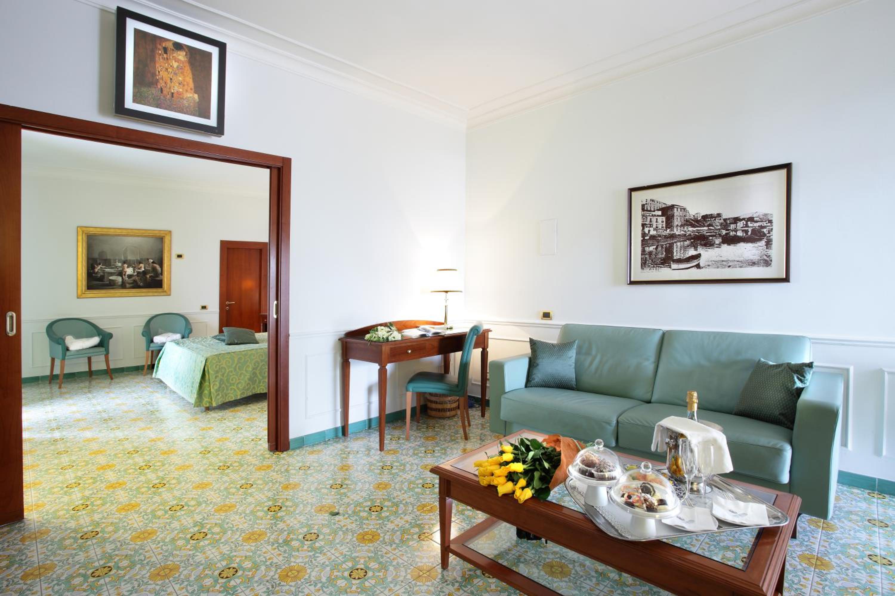 Suite with Sea View - Photo 5