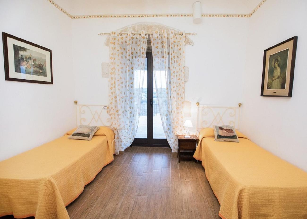 Two-Bedroom Apartment with Terrace photo 2