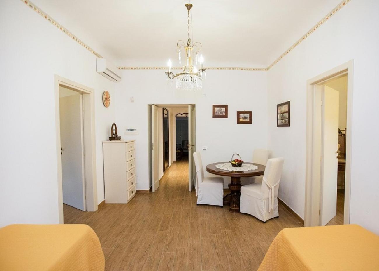 Two-Bedroom Apartment with Terrace photo 3