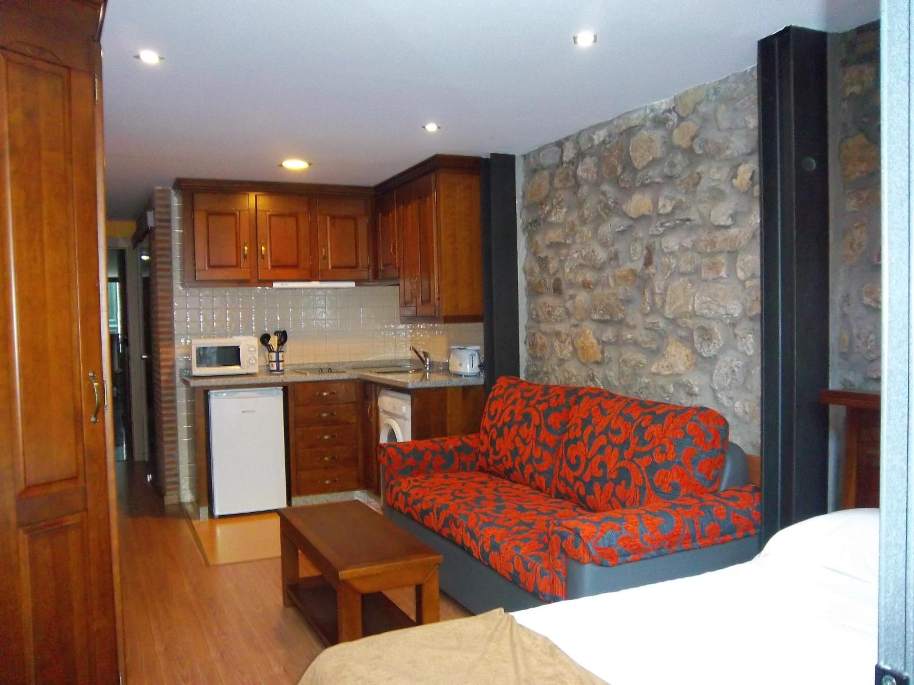 One-Bedroom Apartment (2 Adults) - Ground Floor photo 3