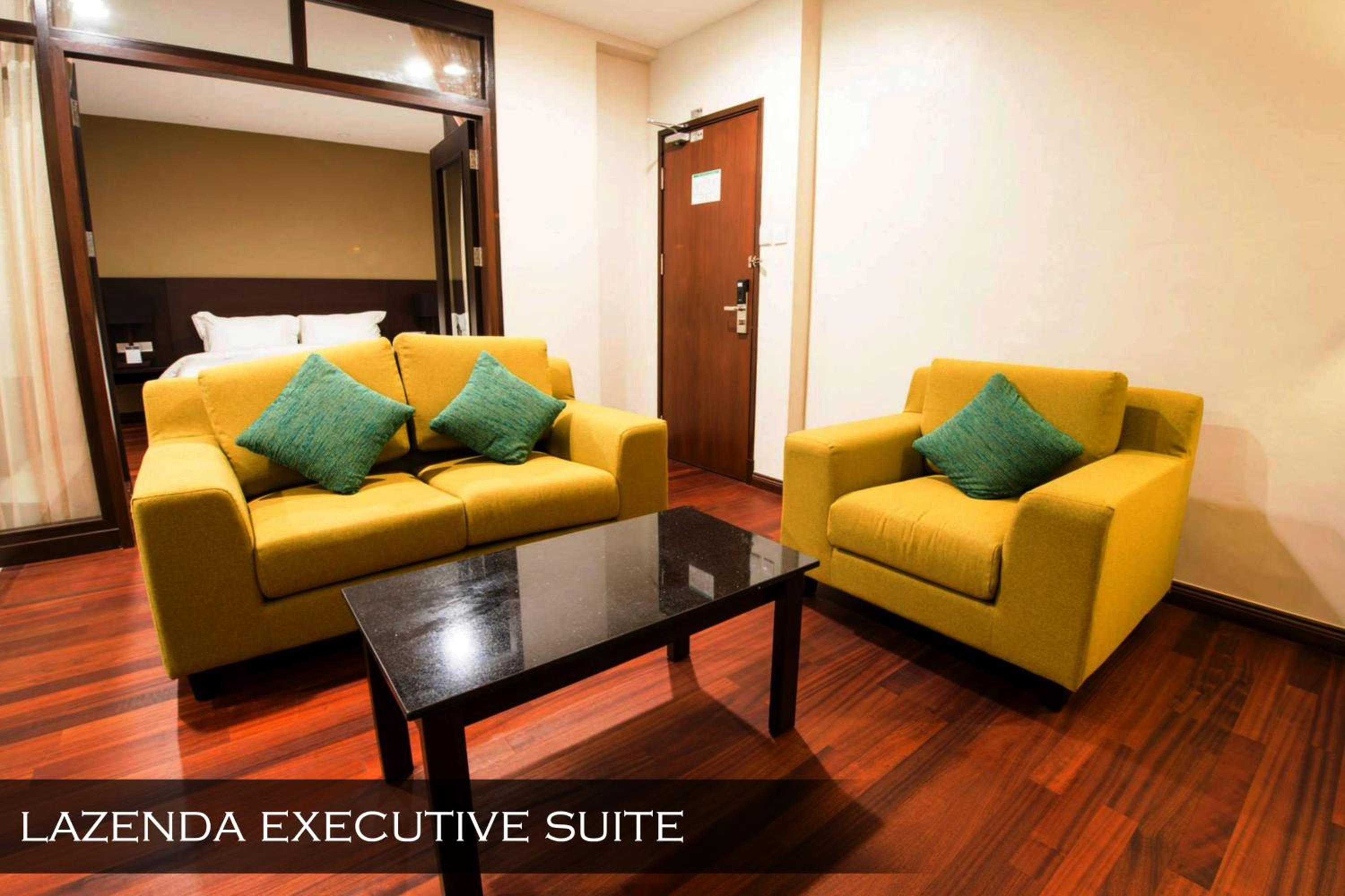 Executive Suite photo 2