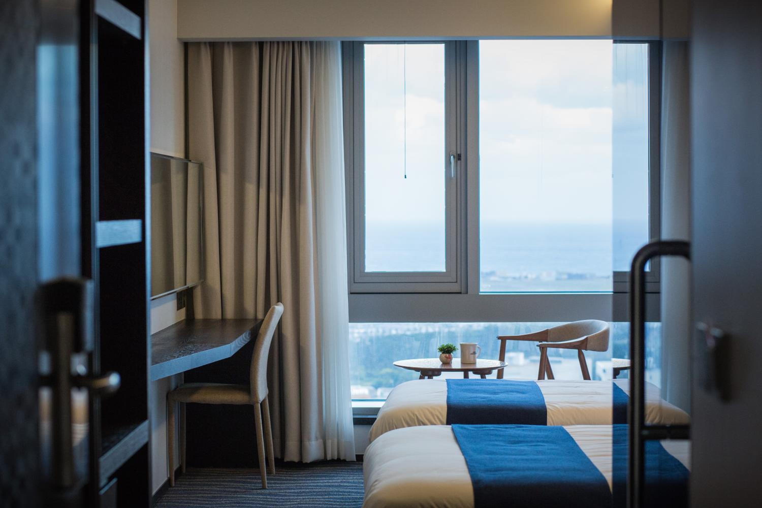 Deluxe Twin Room photo 3