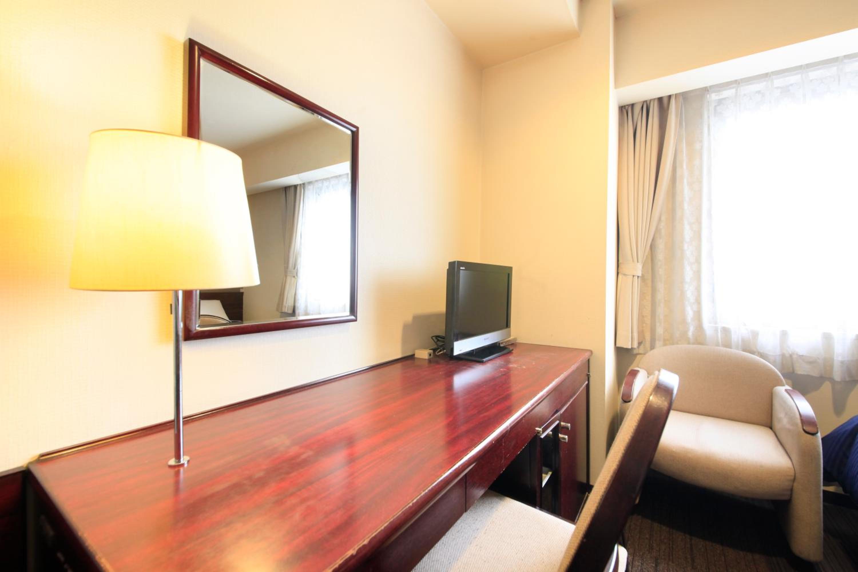 Standard Twin Room - Smoking - Photo 6