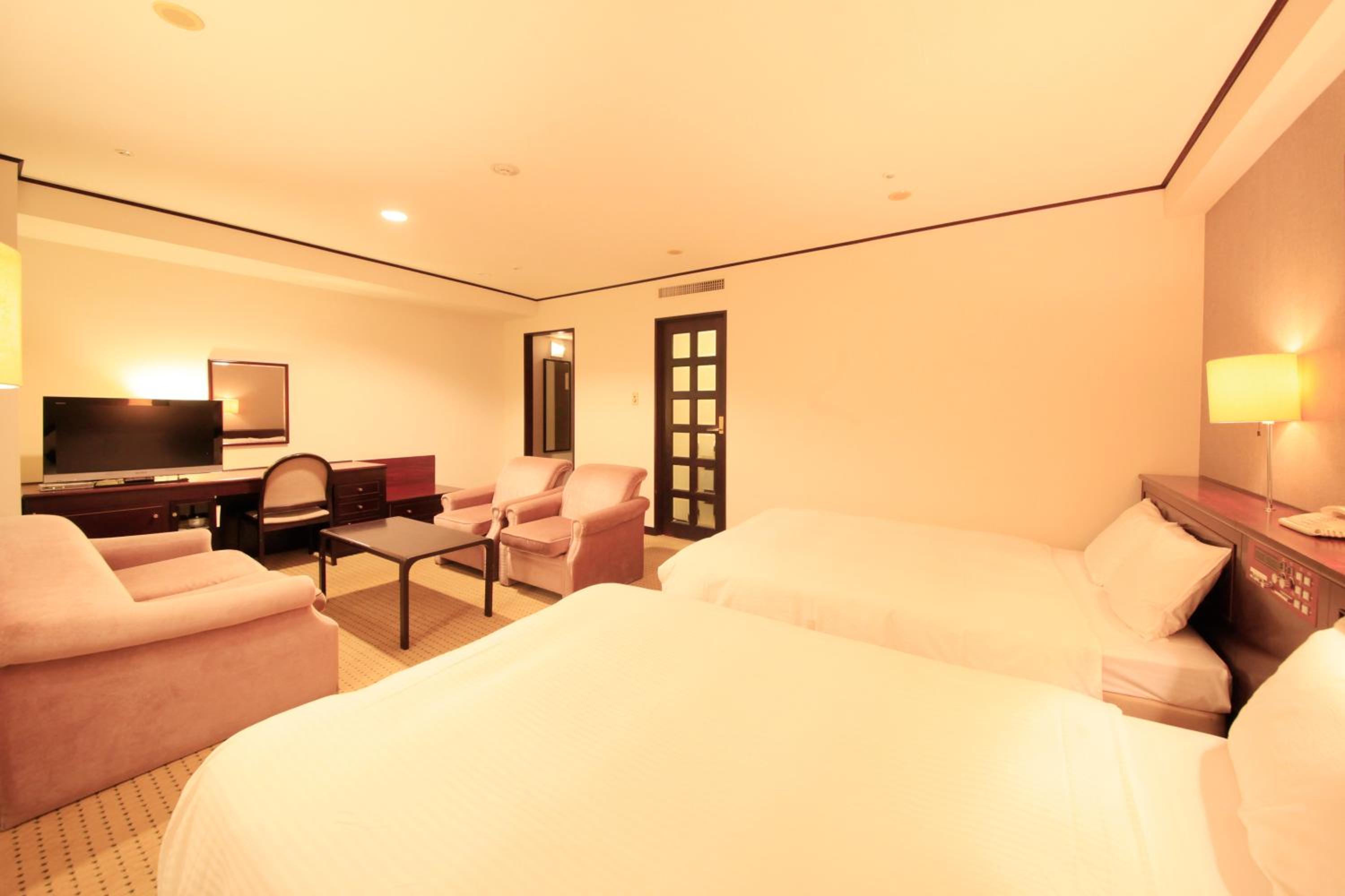Deluxe Twin Room - Smoking - Photo 6