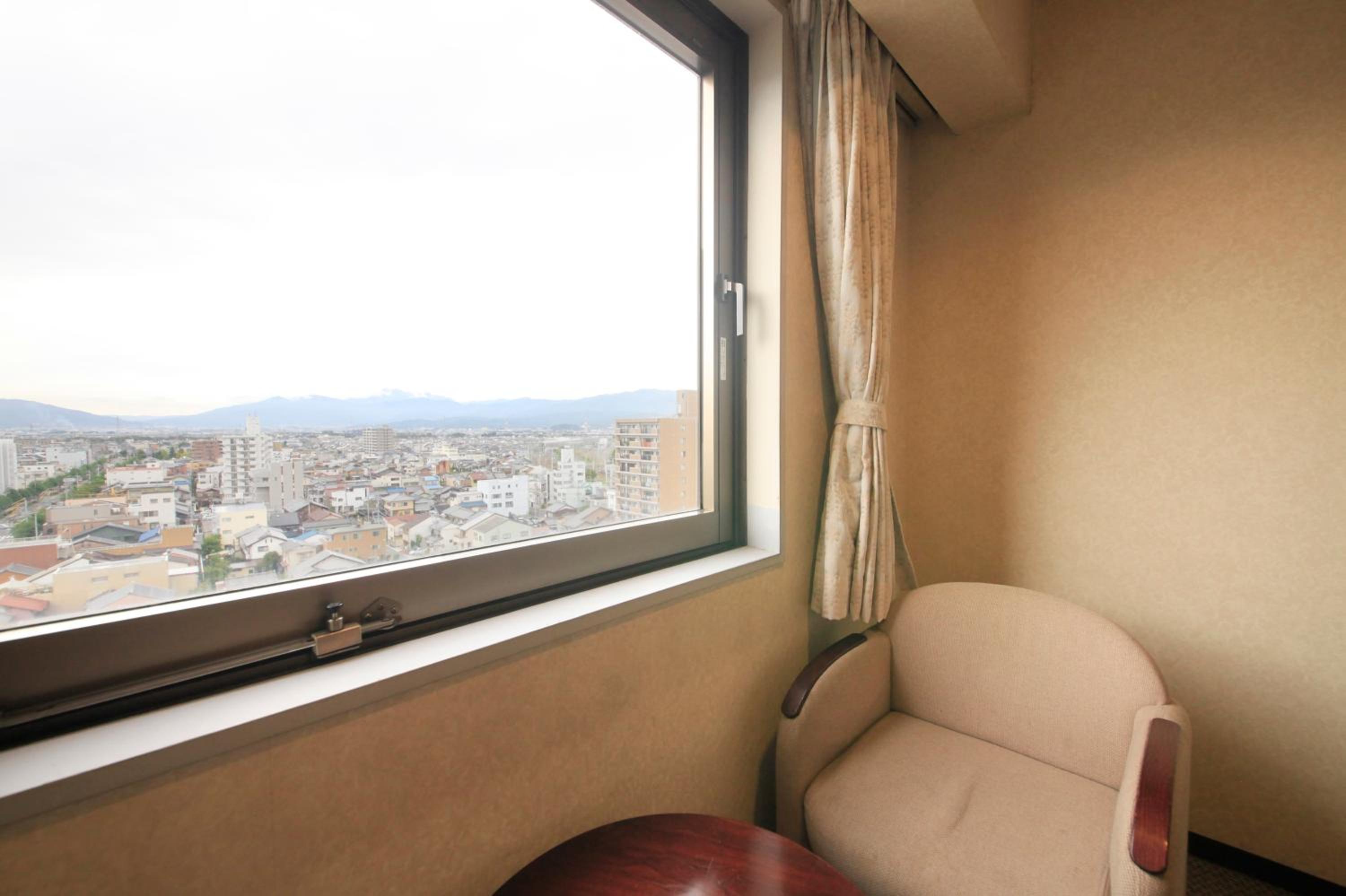 Double Room - Smoking - Photo 5