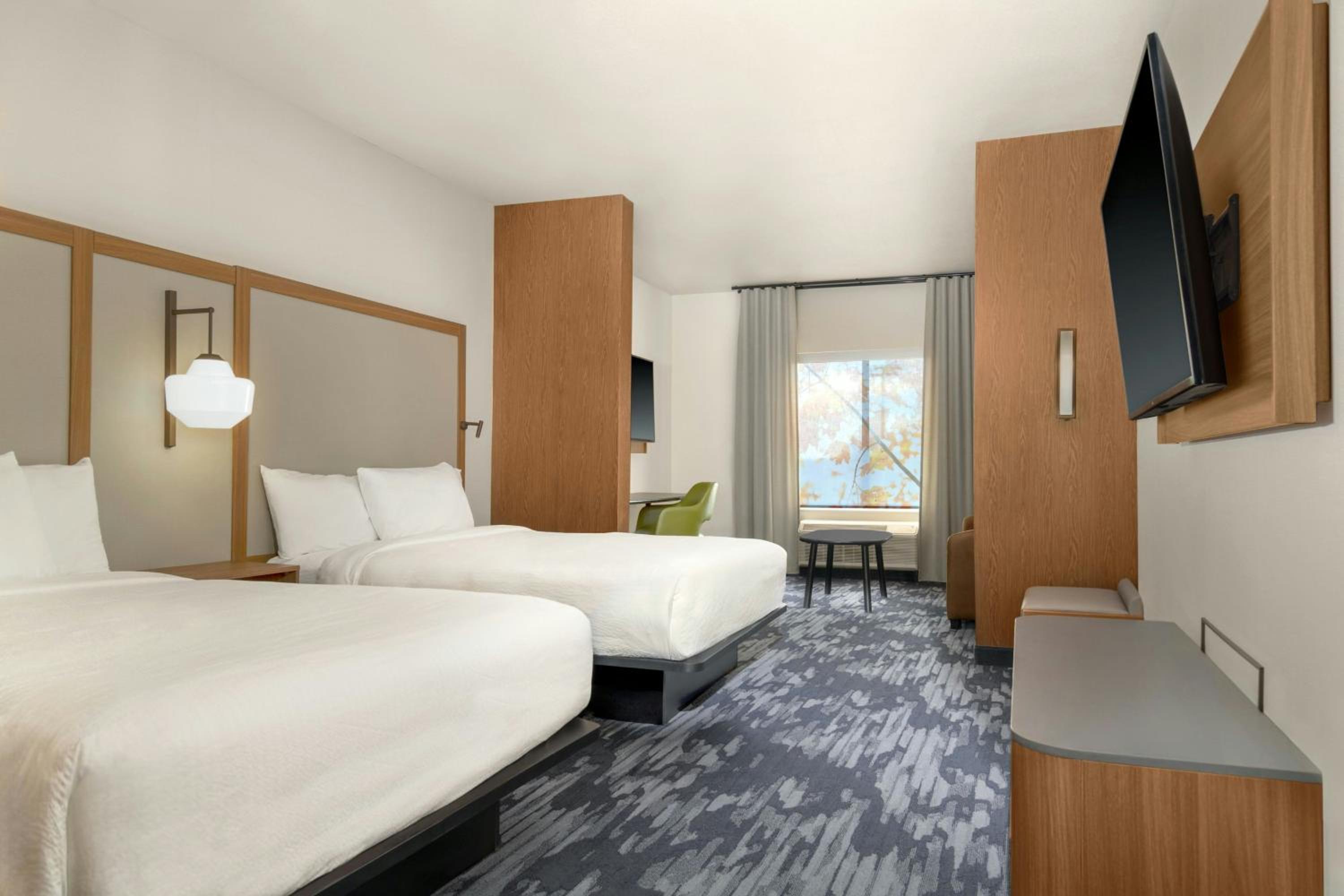 Studio with Two Queen Beds and Sofa Bed
