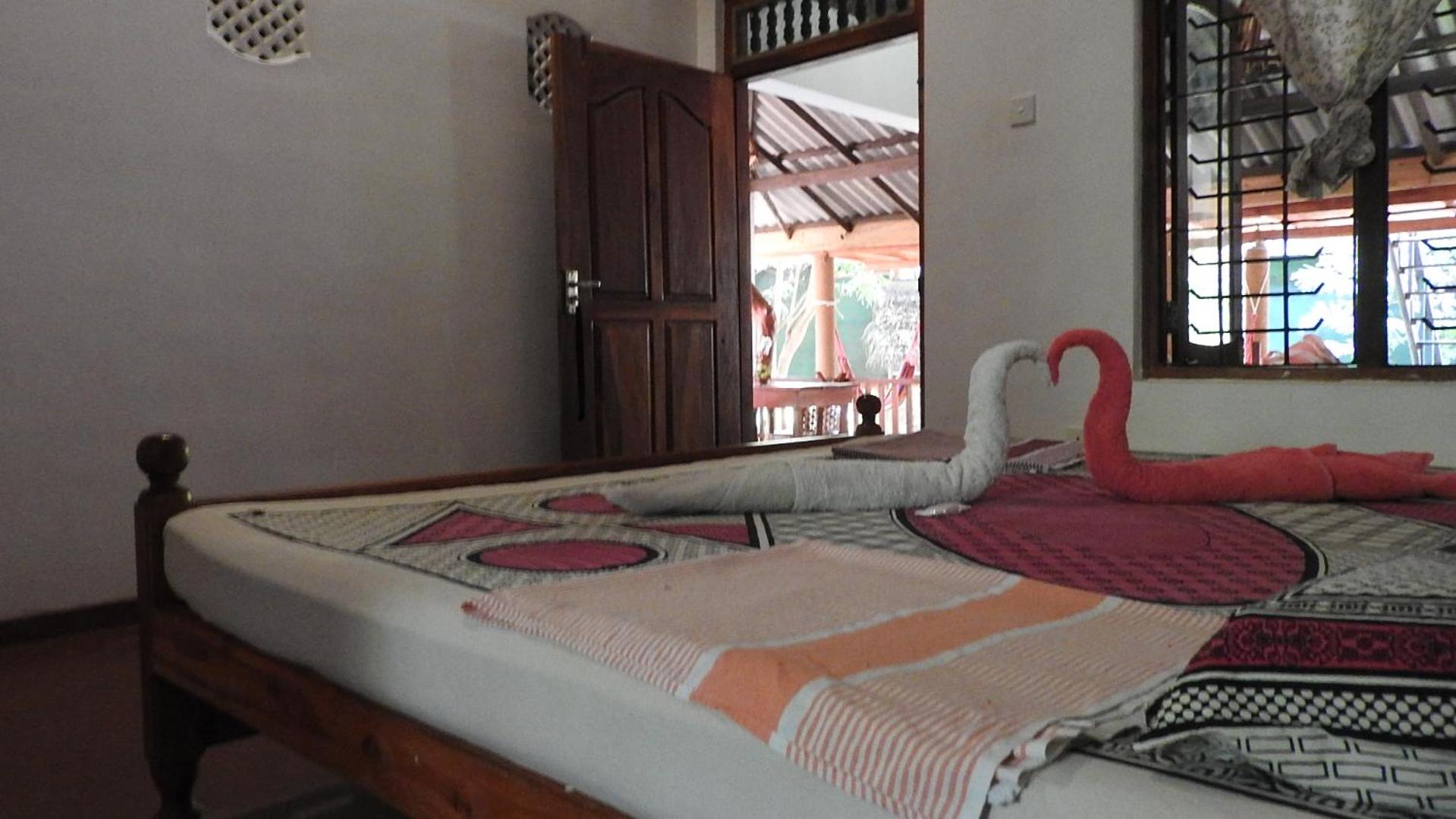 Standard Double Room with Fan photo 2