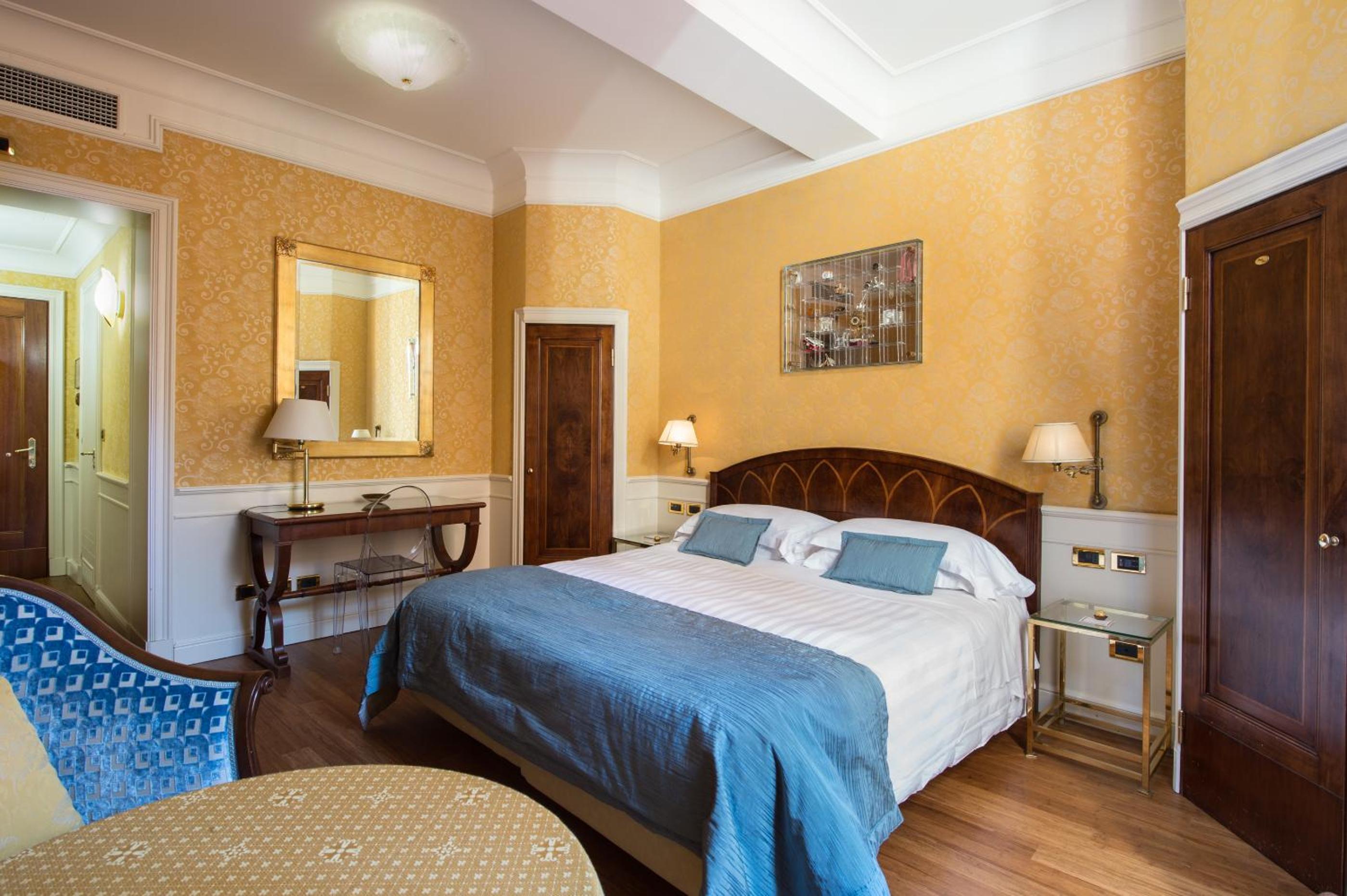 Superior Room - Photo 10