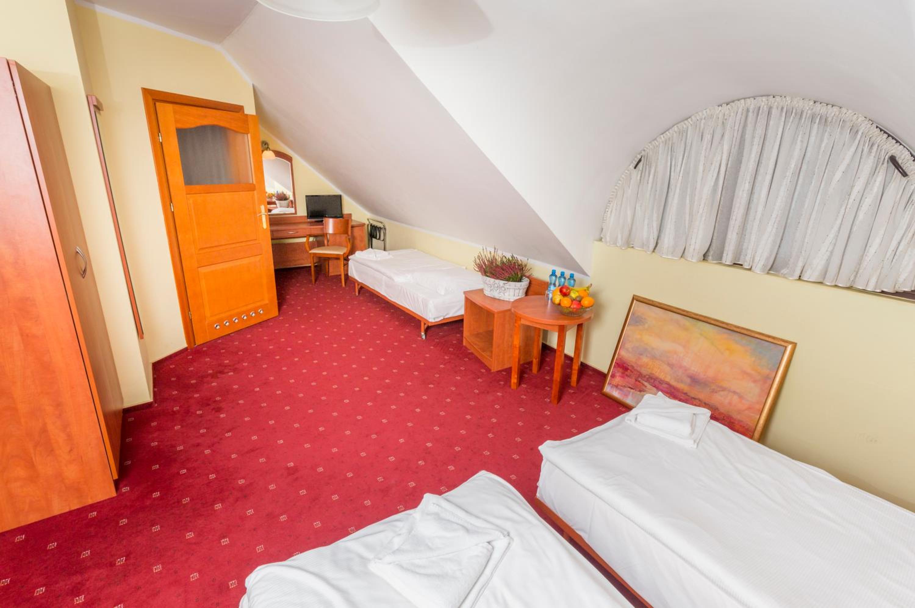 Triple Room - Photo 2