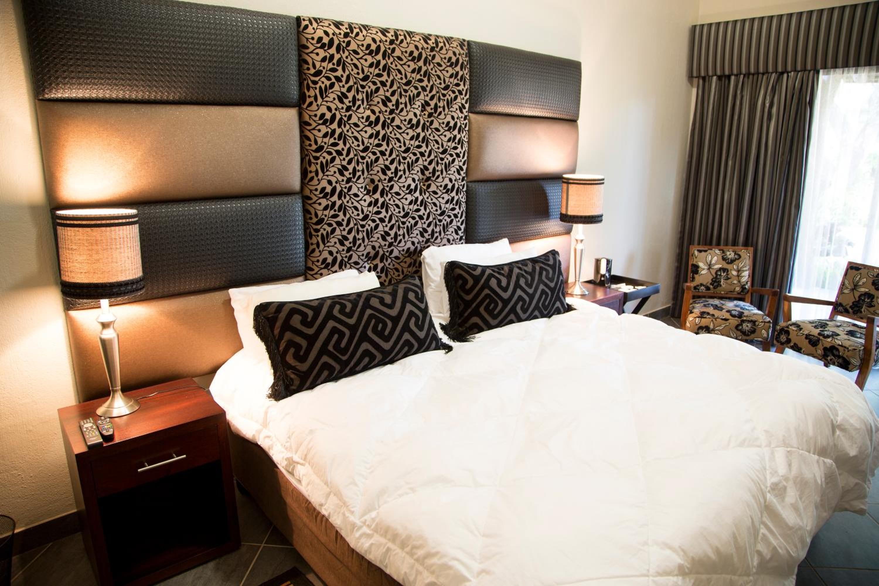King Room with Garden View - Photo 1