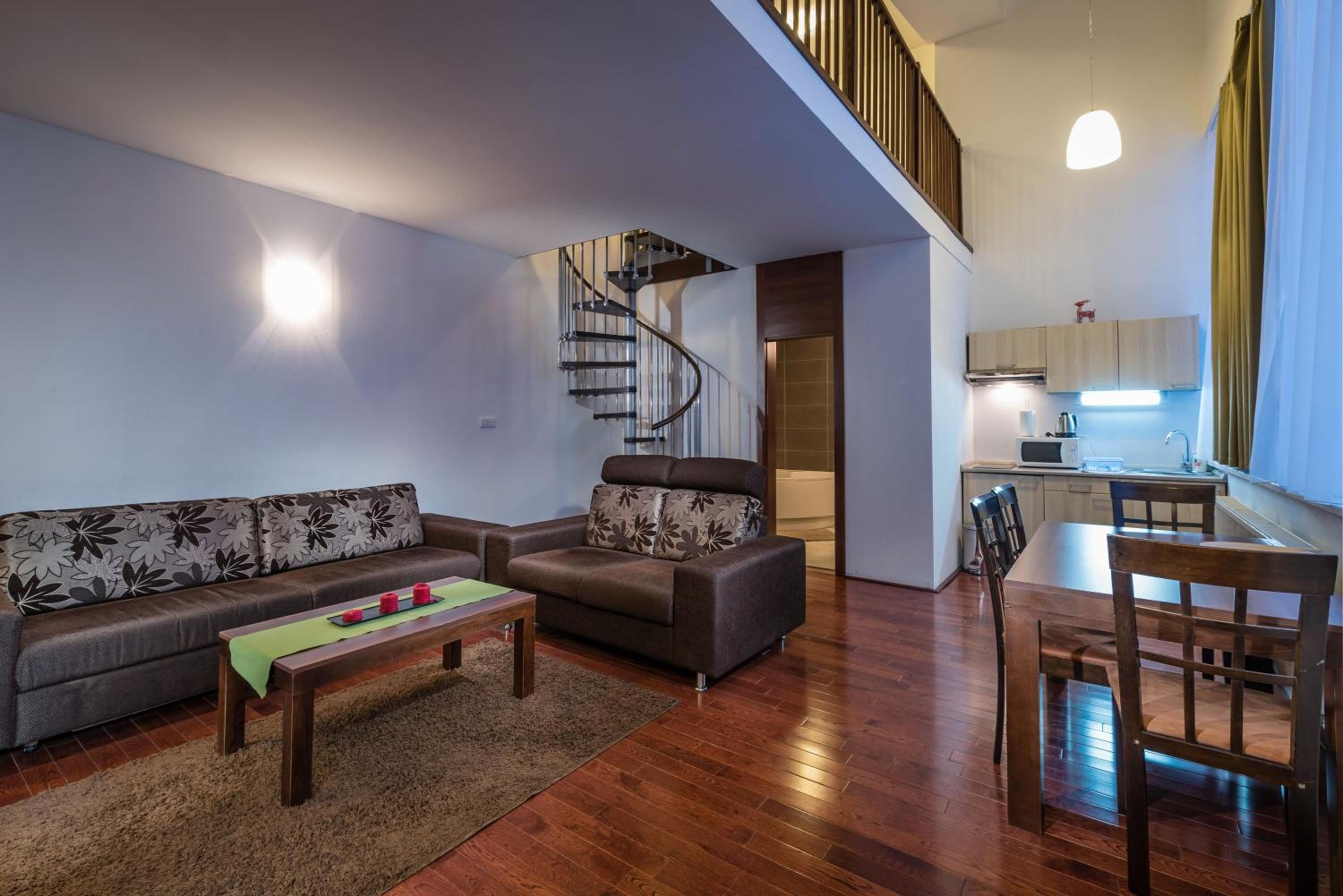 Duplex Apartment photo 3
