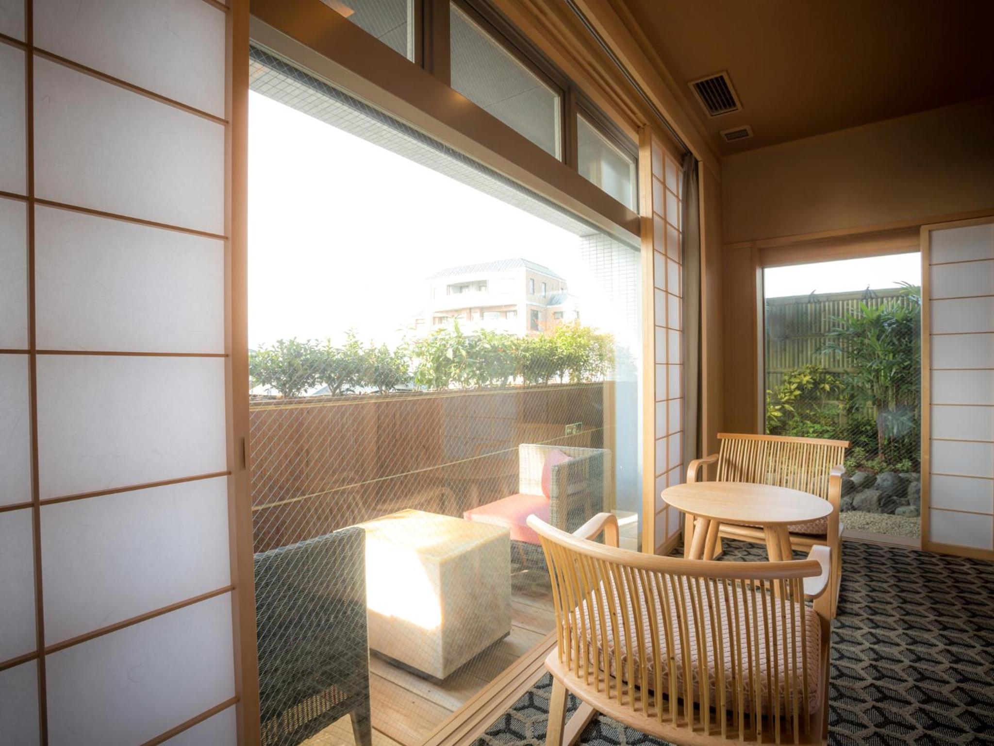 Superior Twin Room with Terrace - Non-Smoking (2nd Floor) photo 3
