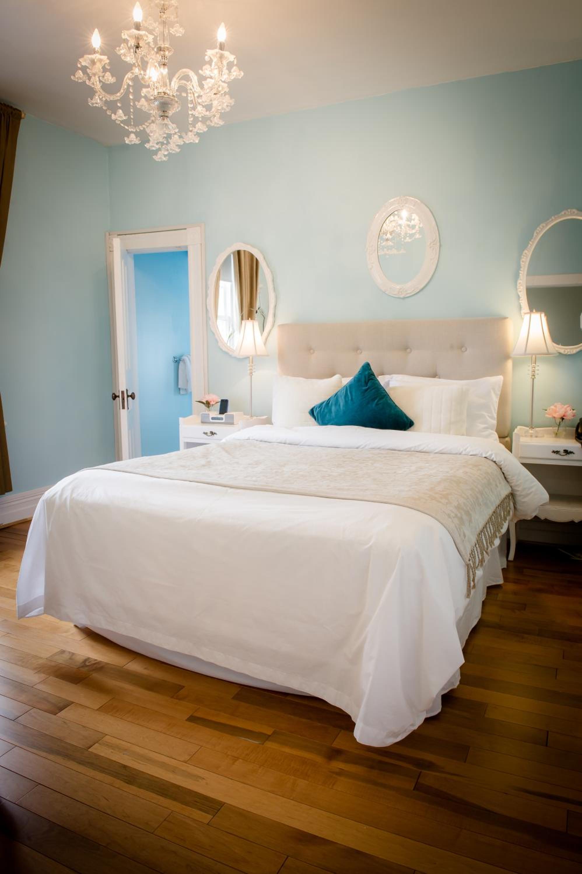 Economy Double Room photo 1