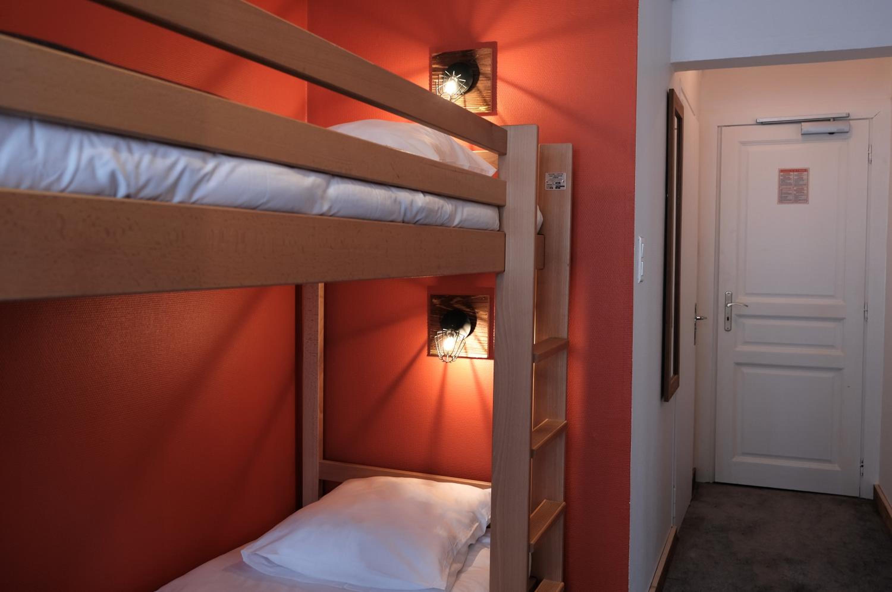 Standard Quadruple Room photo 3