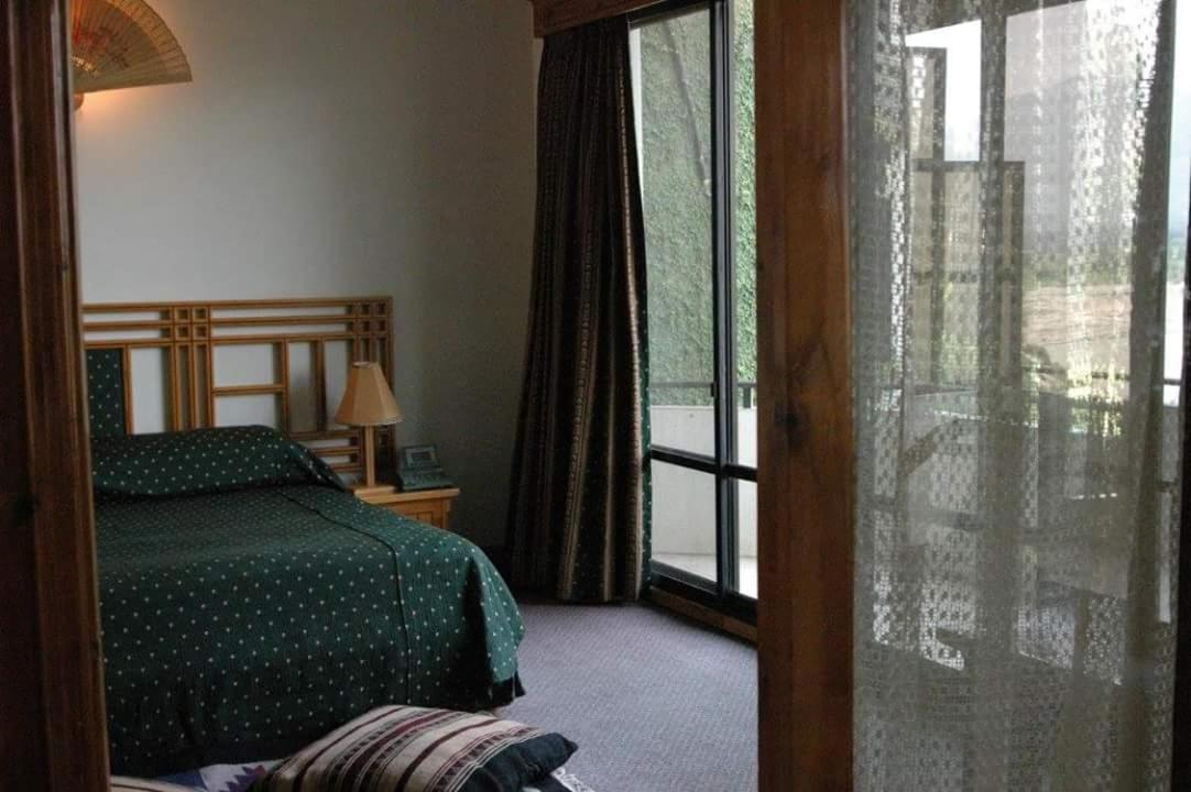 Deluxe Double Room with Balcony photo 2