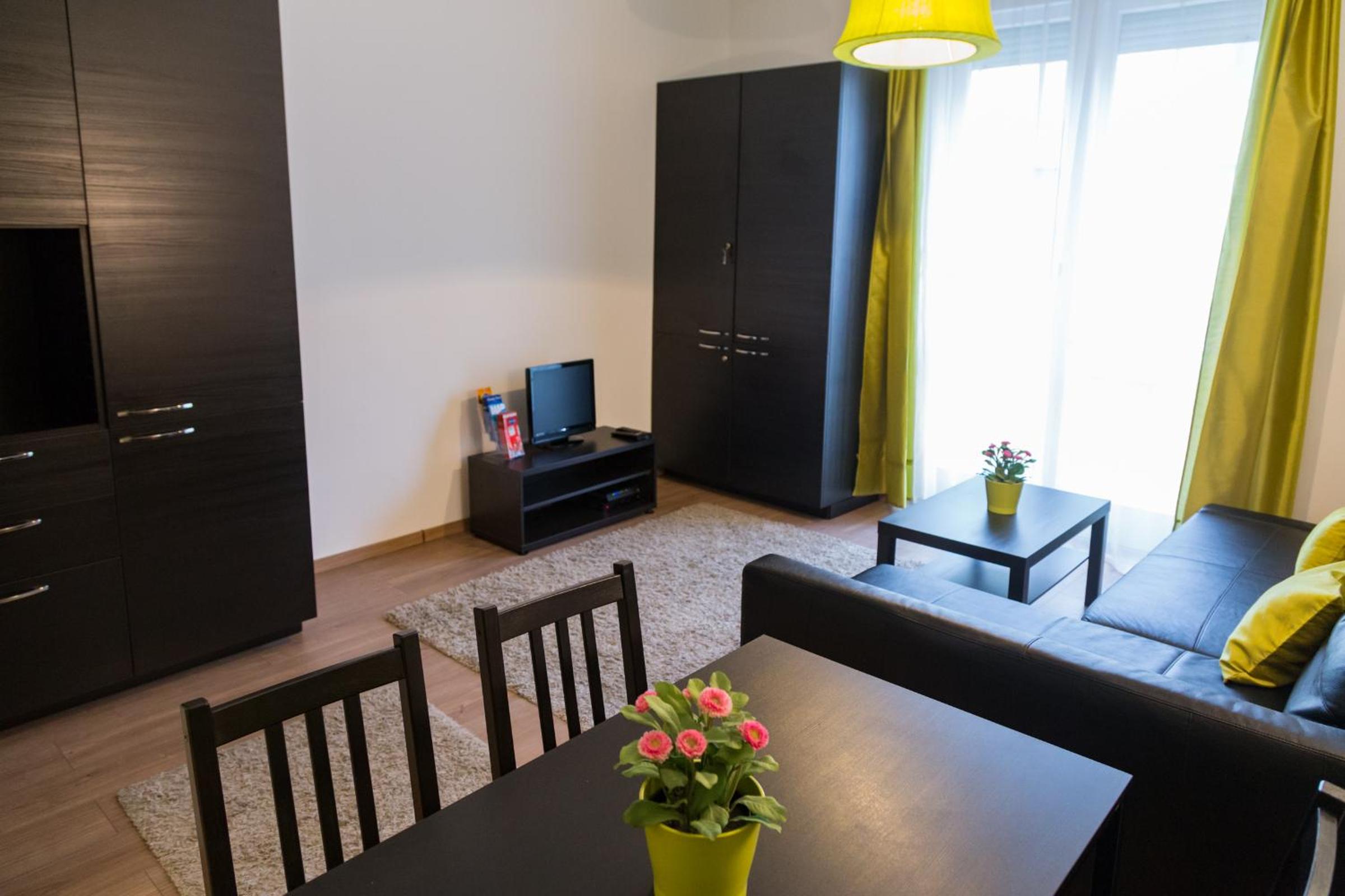 Deluxe Apartment - Photo 23
