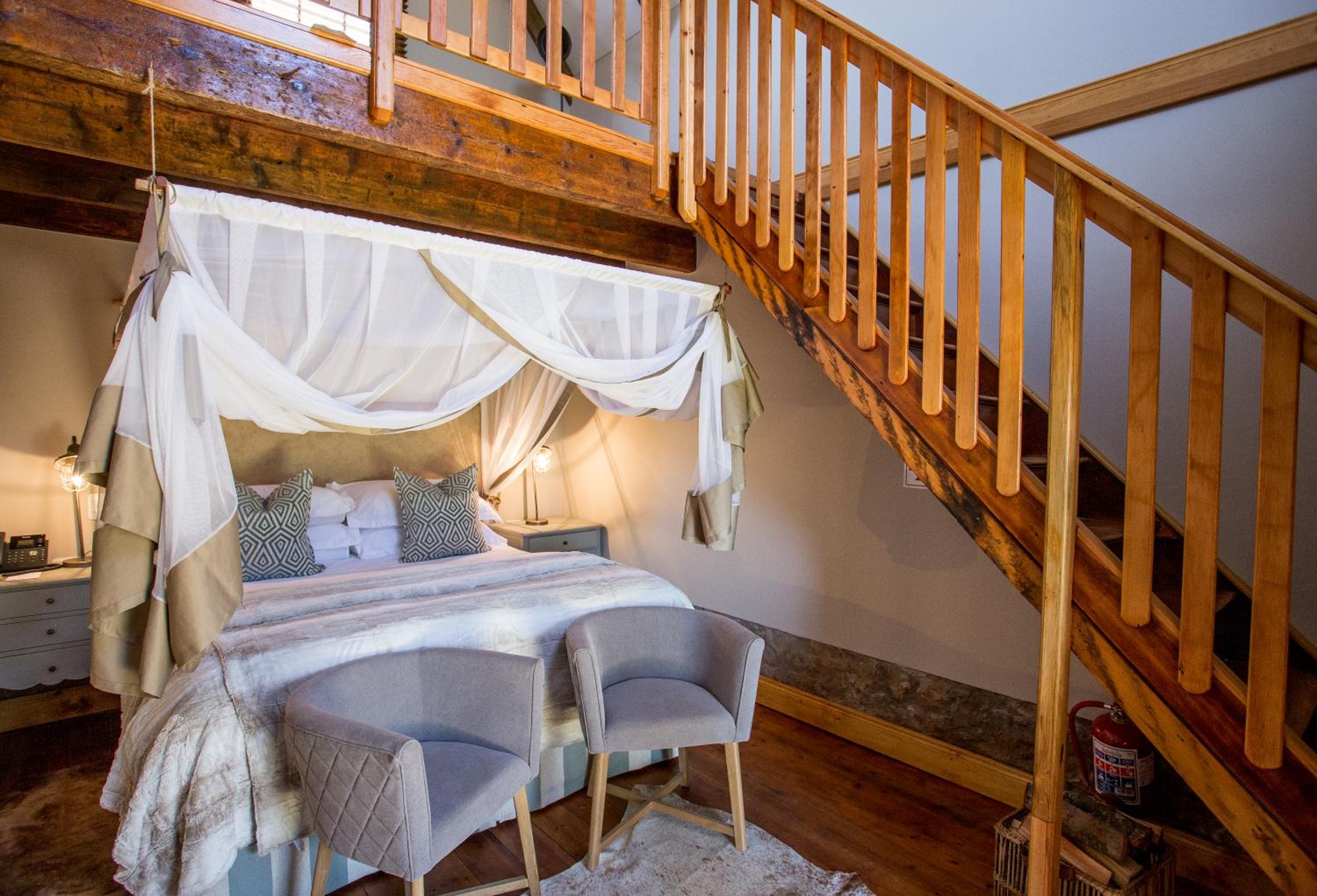 Standard Room Rooidoekie Includes 2 Game Drives photo 2