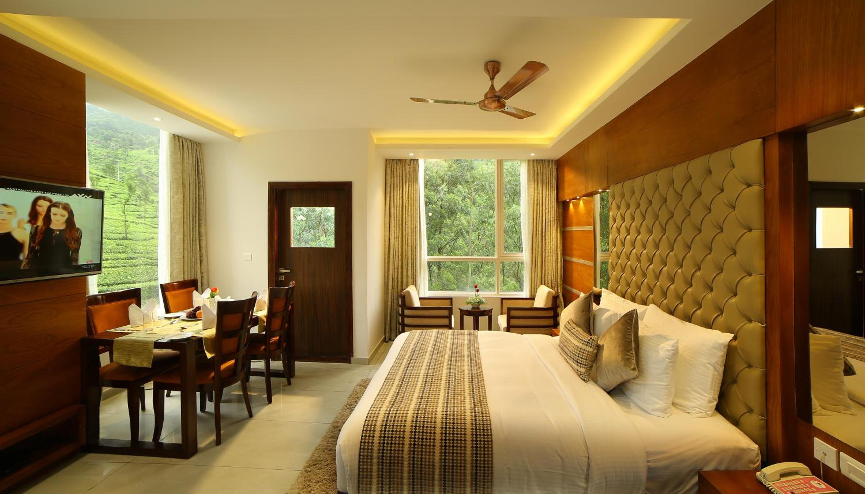 Superior King Room