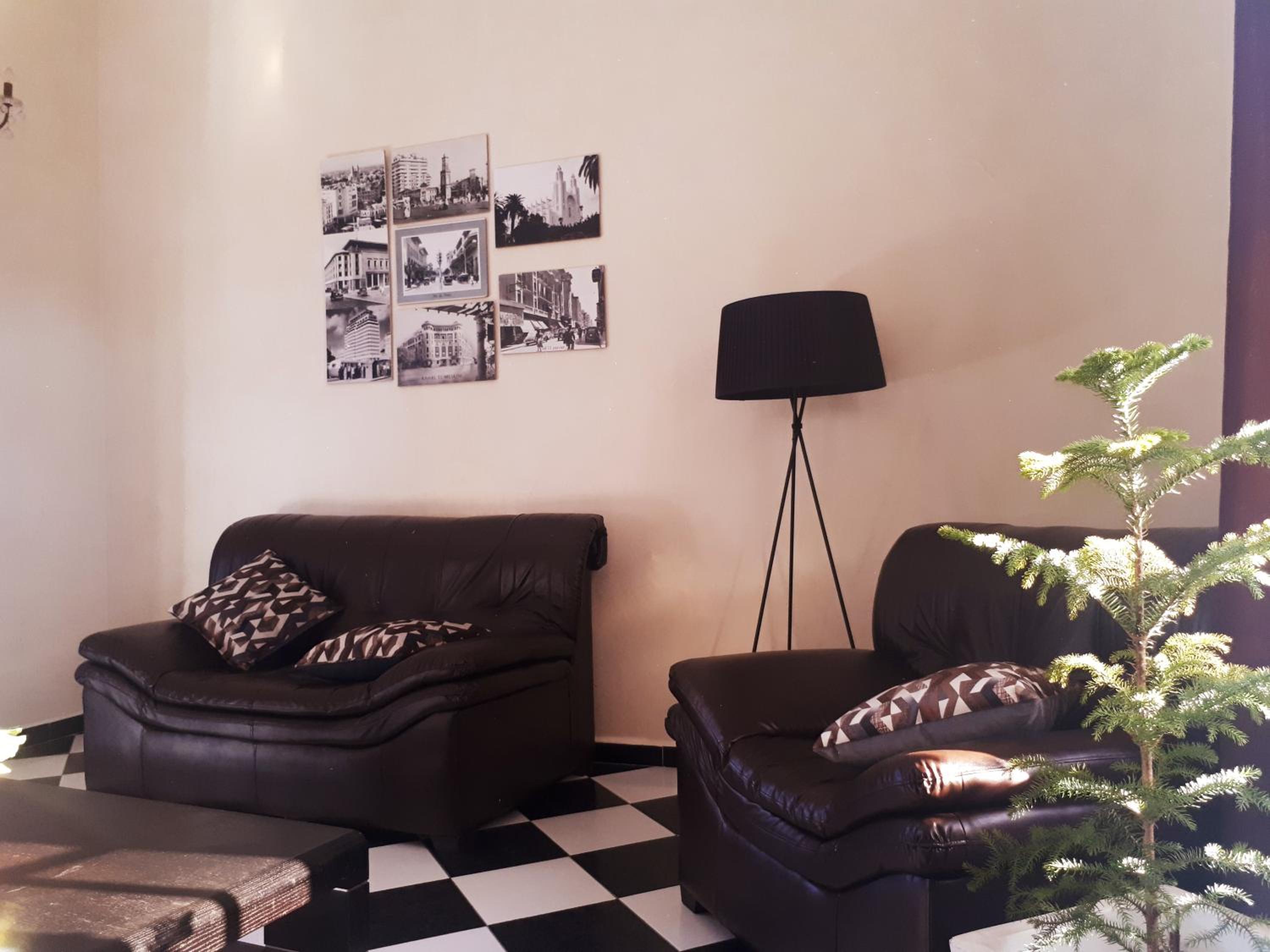 Apartment with Balcony - Photo 16