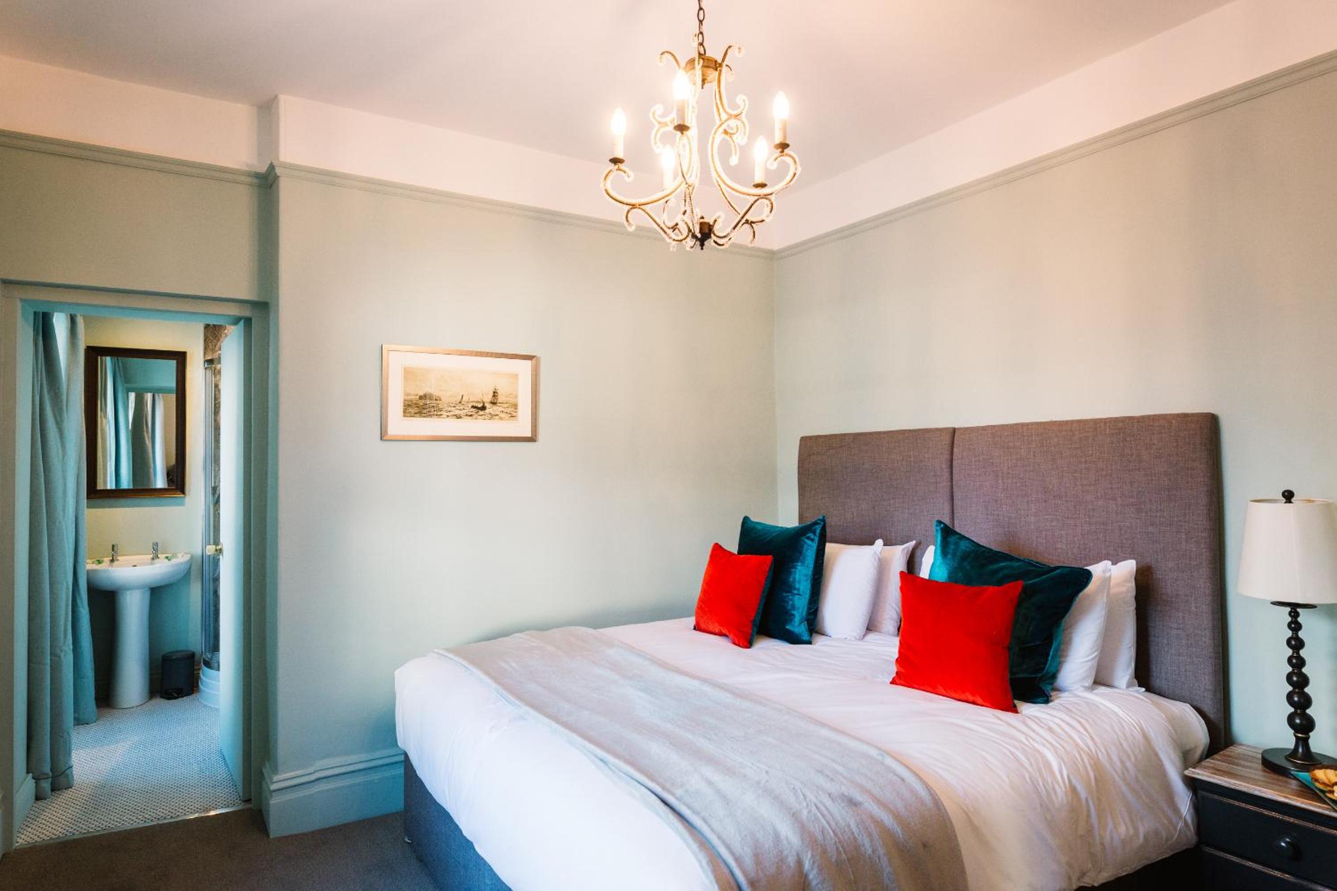 Double or Twin Room - Photo 1