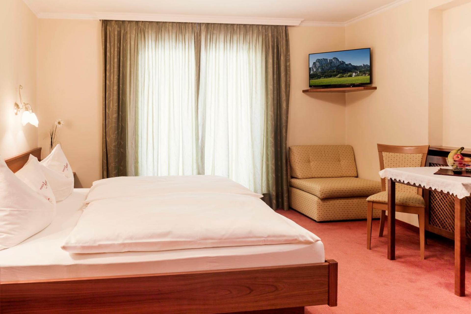 Classic Double Room with Balcony photo 1