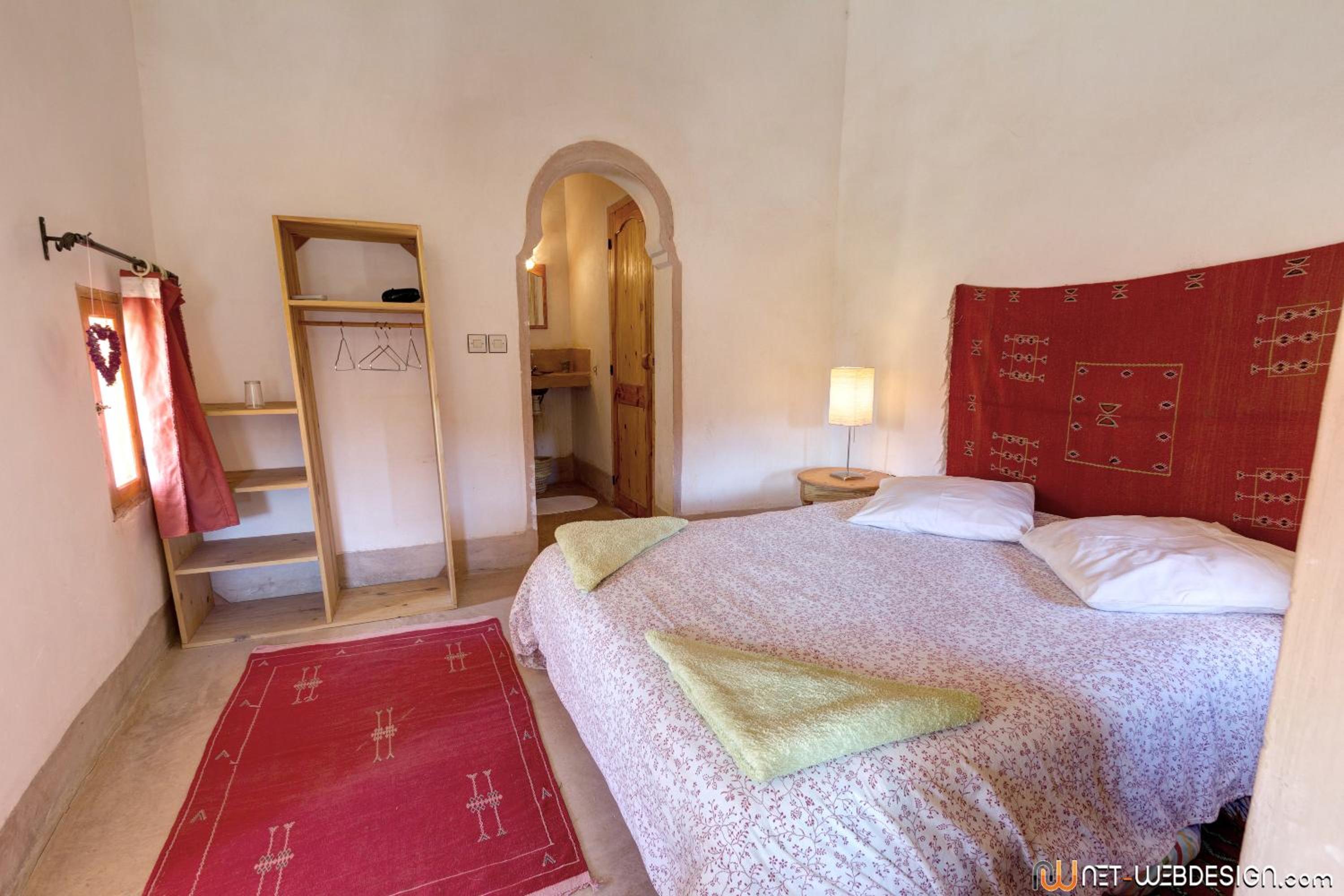 Standard Double Room - Photo 12