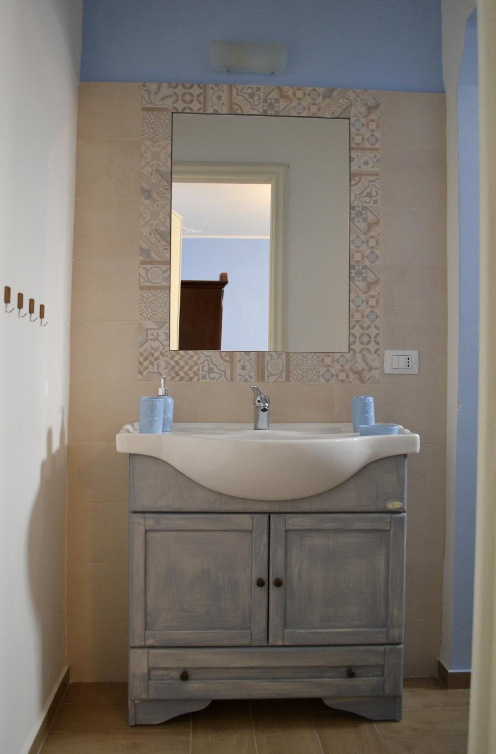 Quadruple Room with Private Bathroom photo 2