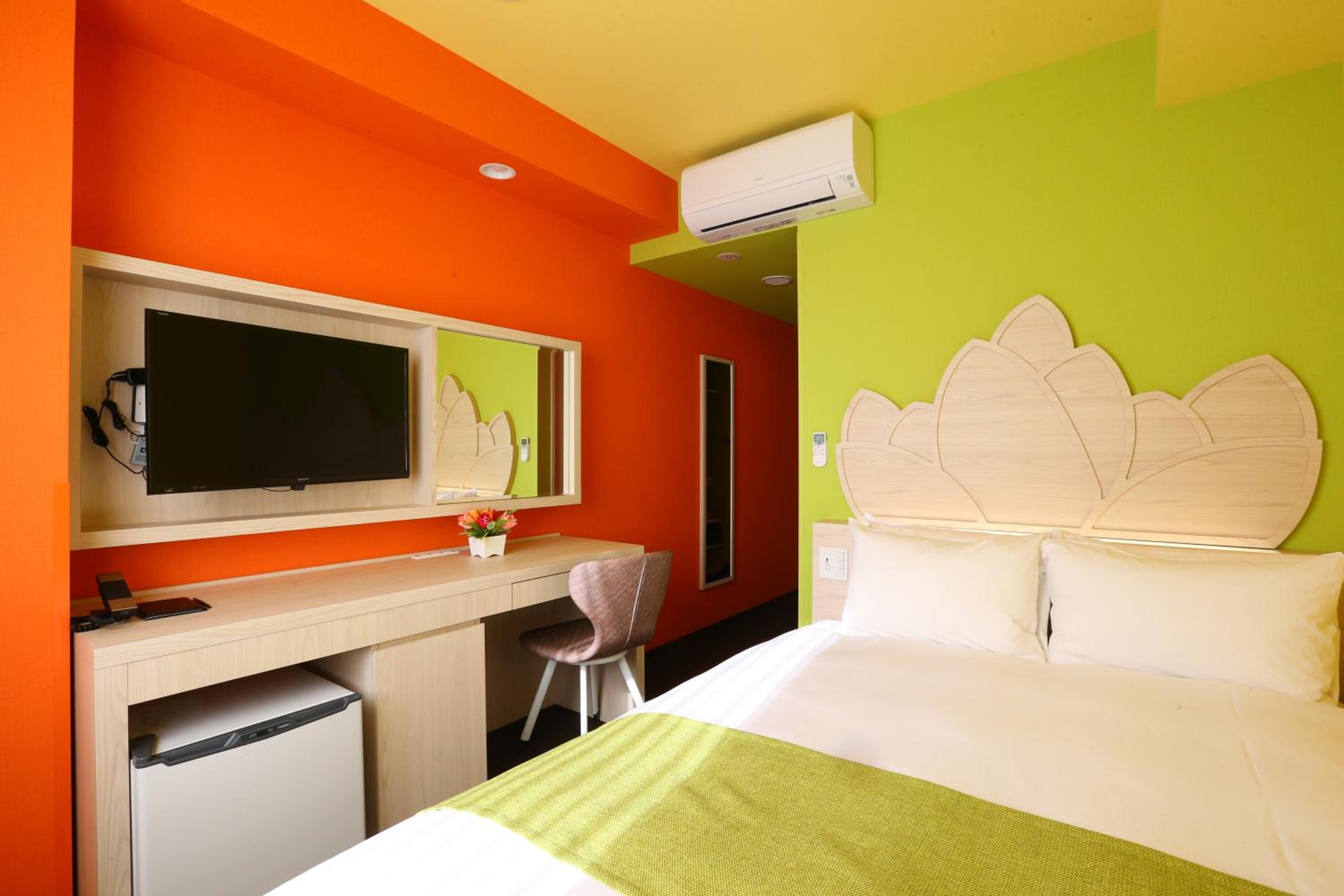 2 Adjoining Double Rooms photo 1