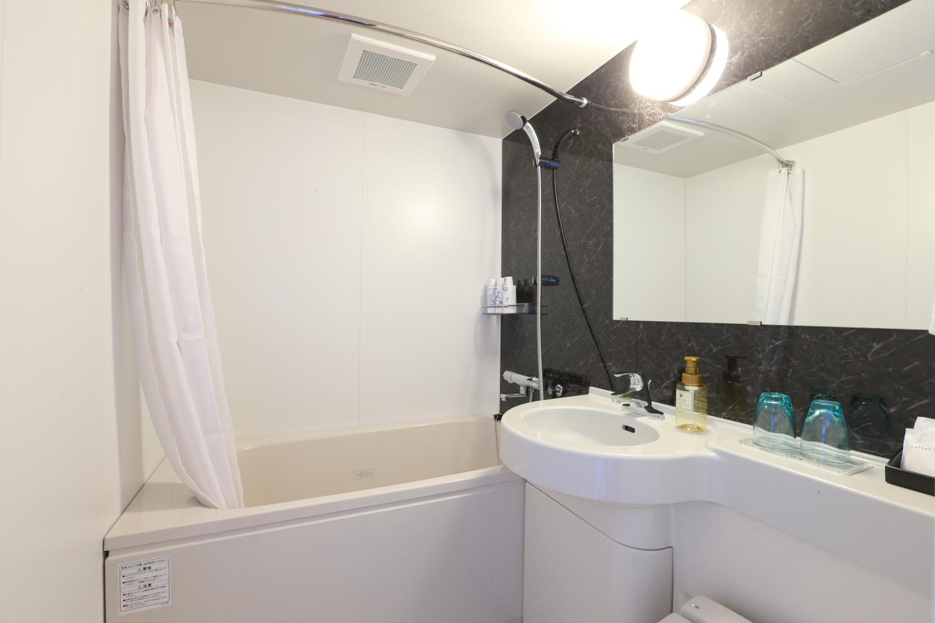 2 Adjoining Double Rooms photo 3