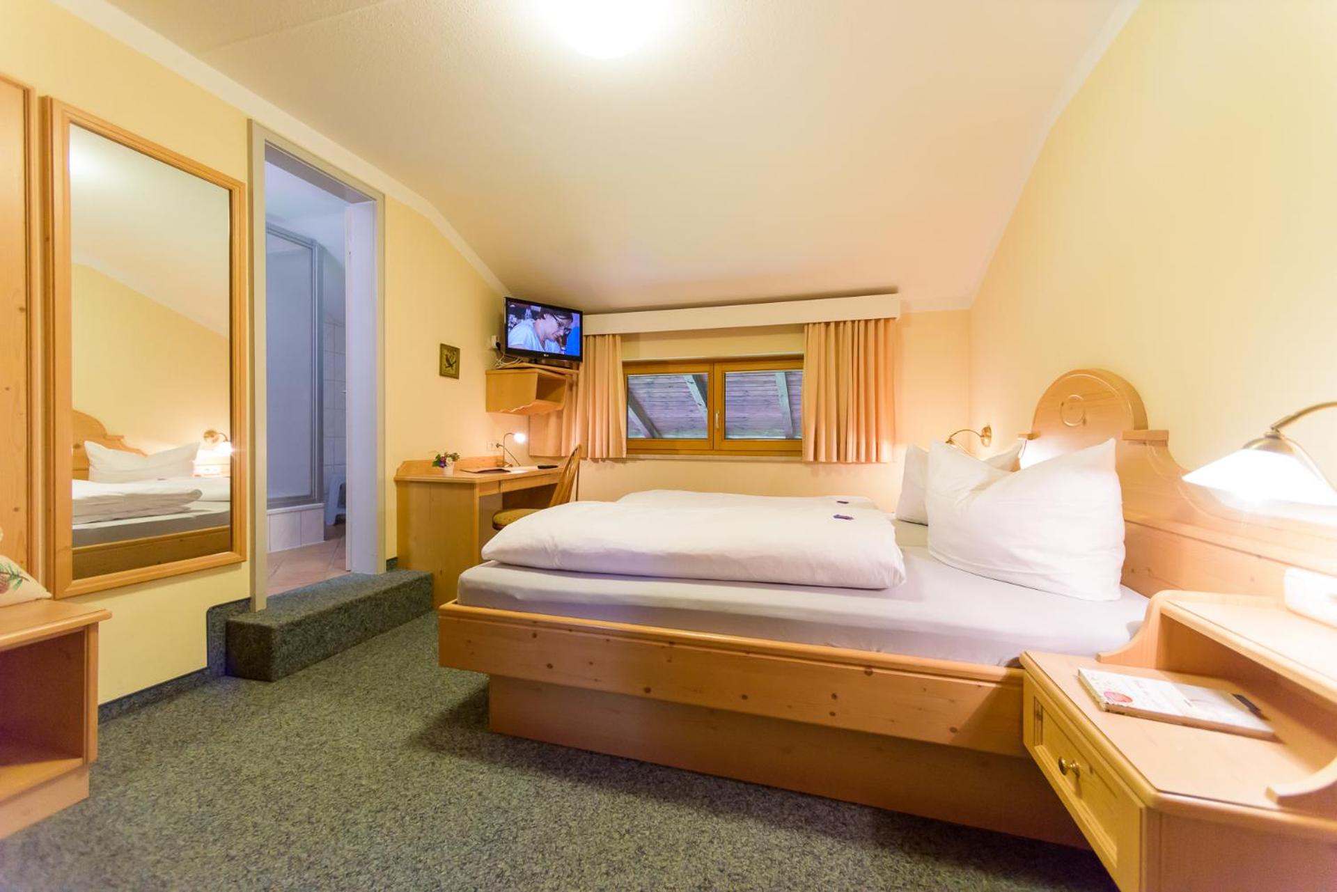 Quadruple Room - Photo 1