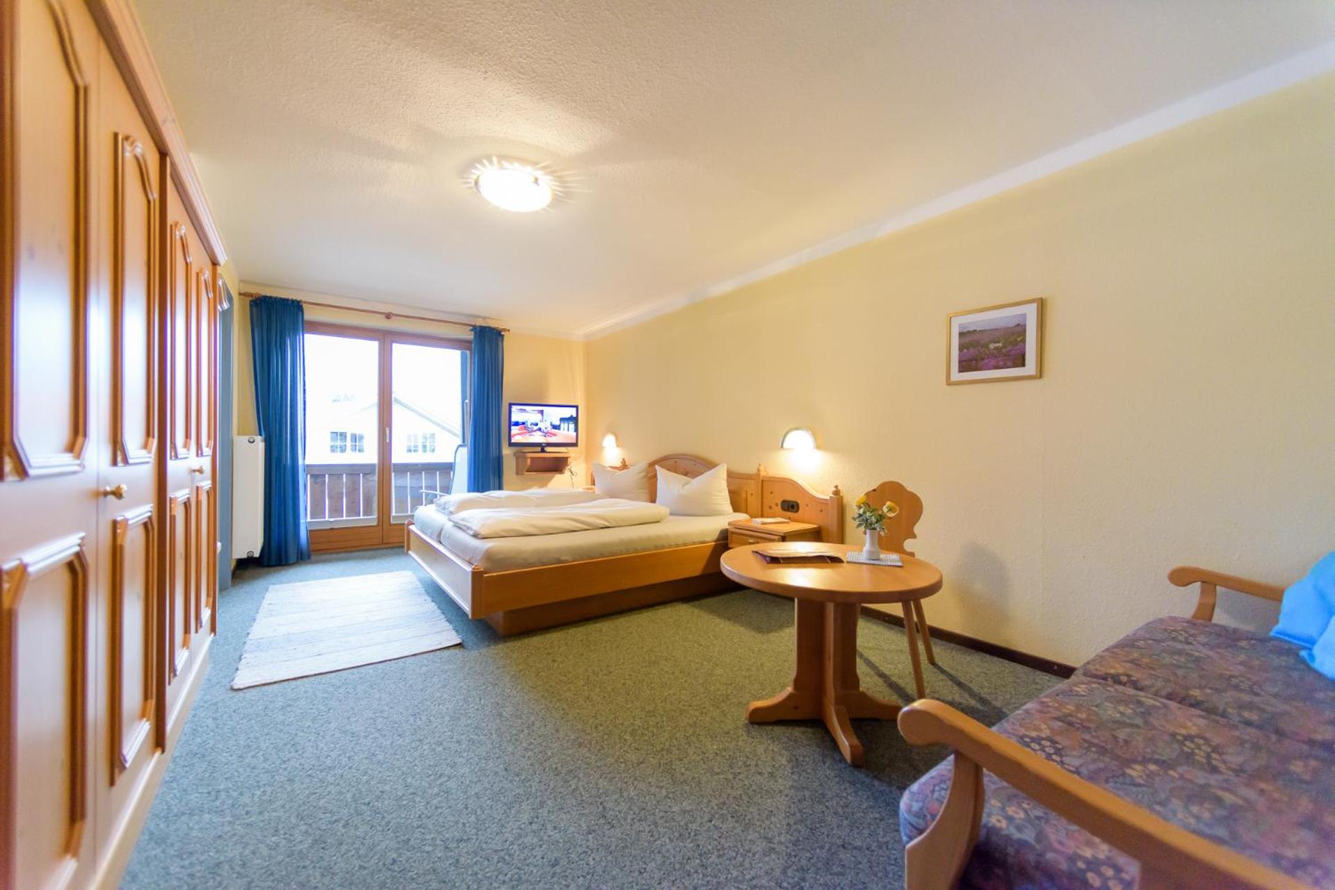 Quadruple Room - Photo 8