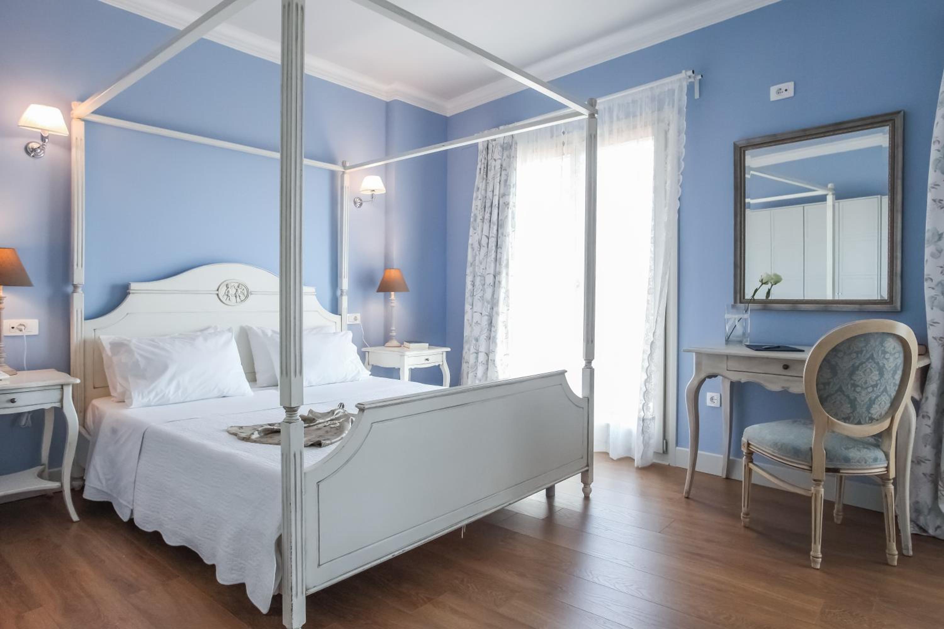 Double Room - Photo 10