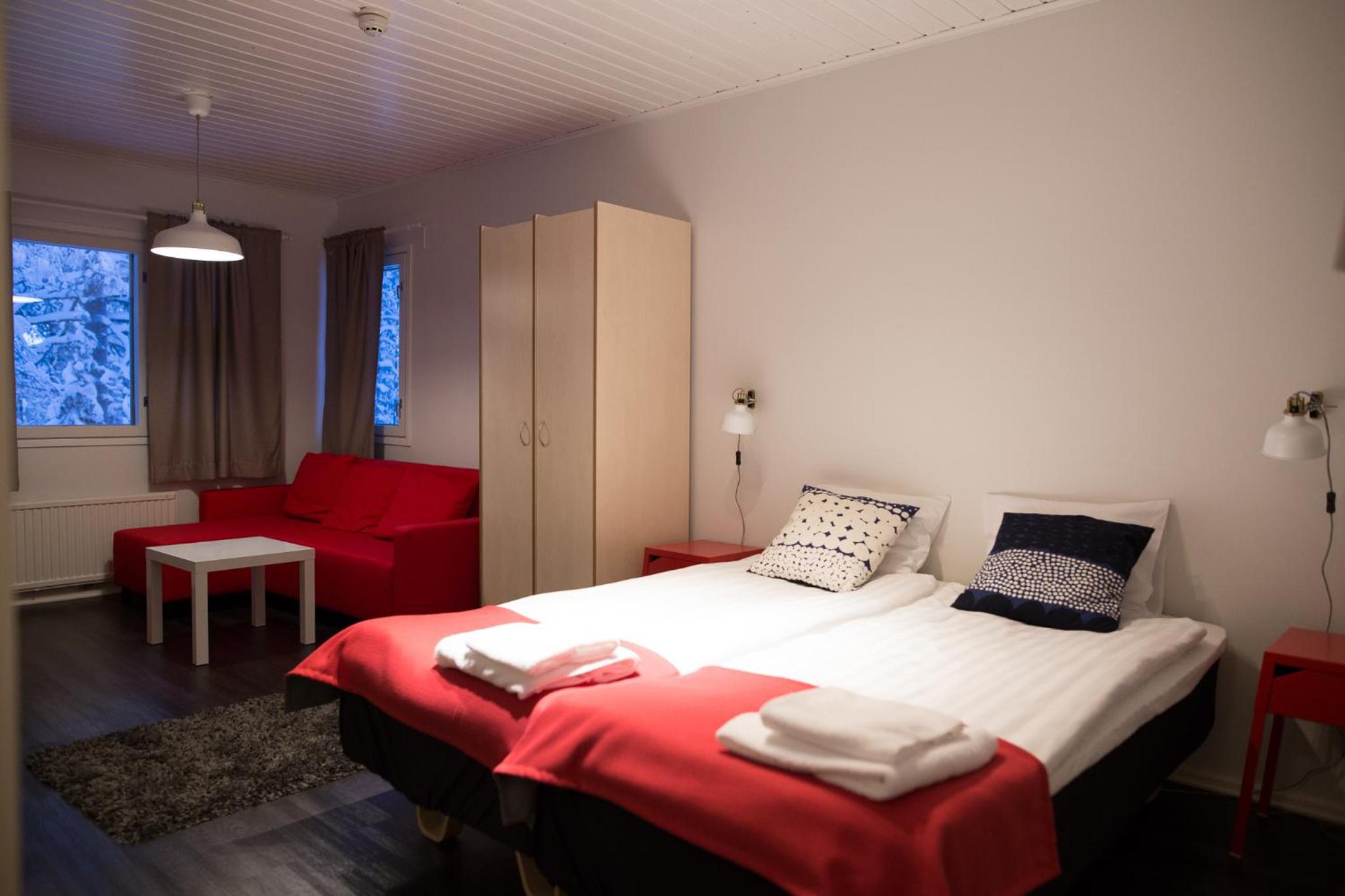 Large Twin Room photo 2