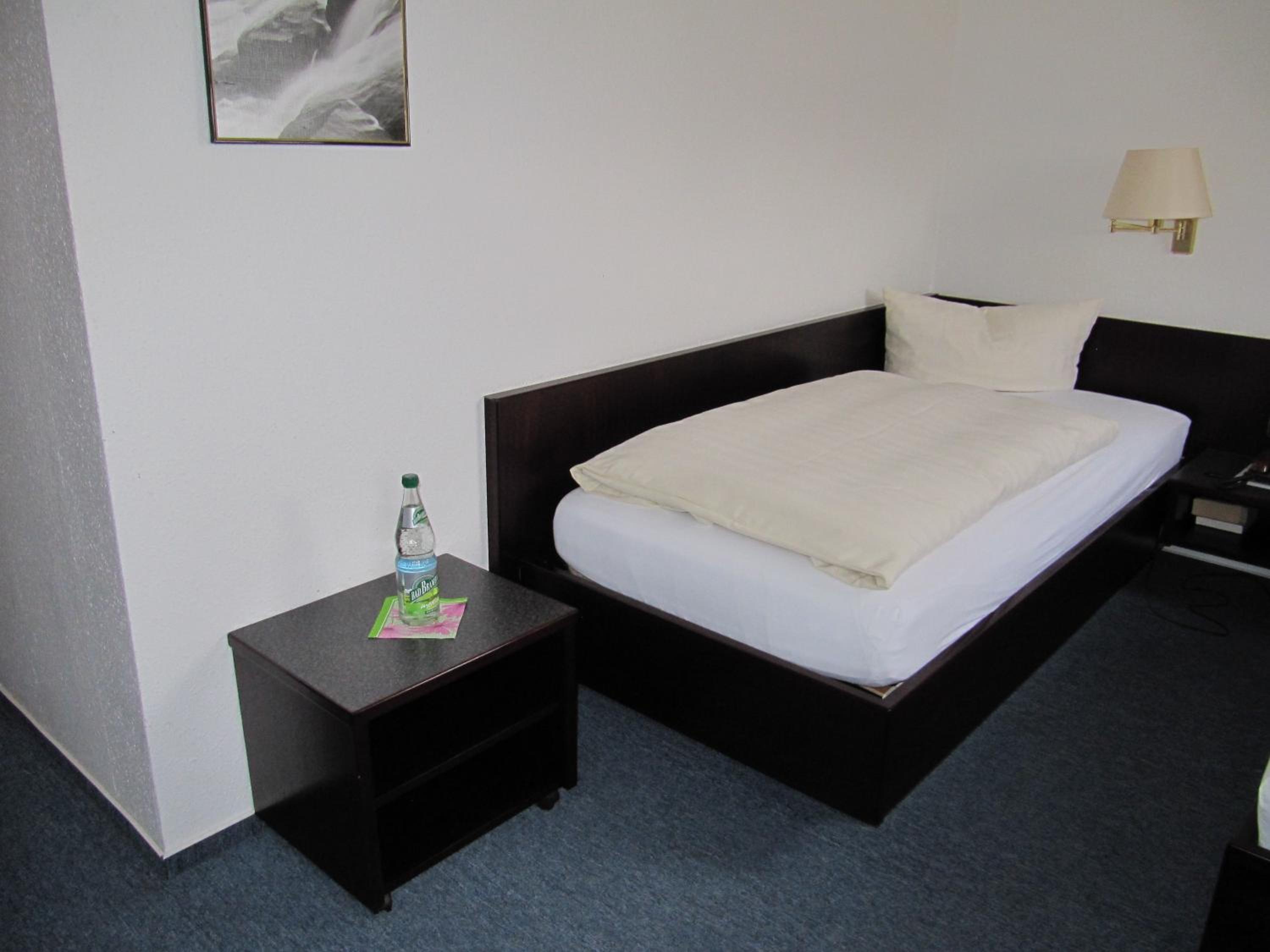 Single Room photo 3