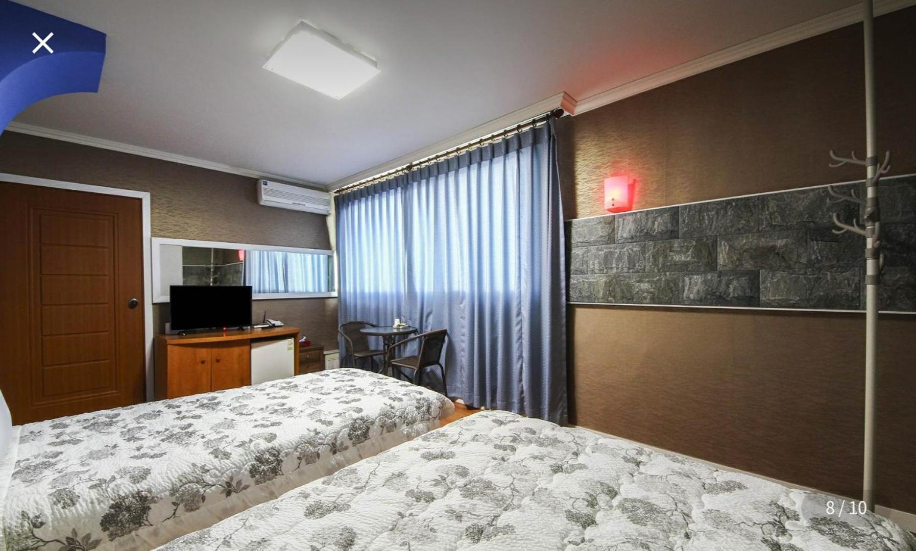 Twin Room - Photo 6