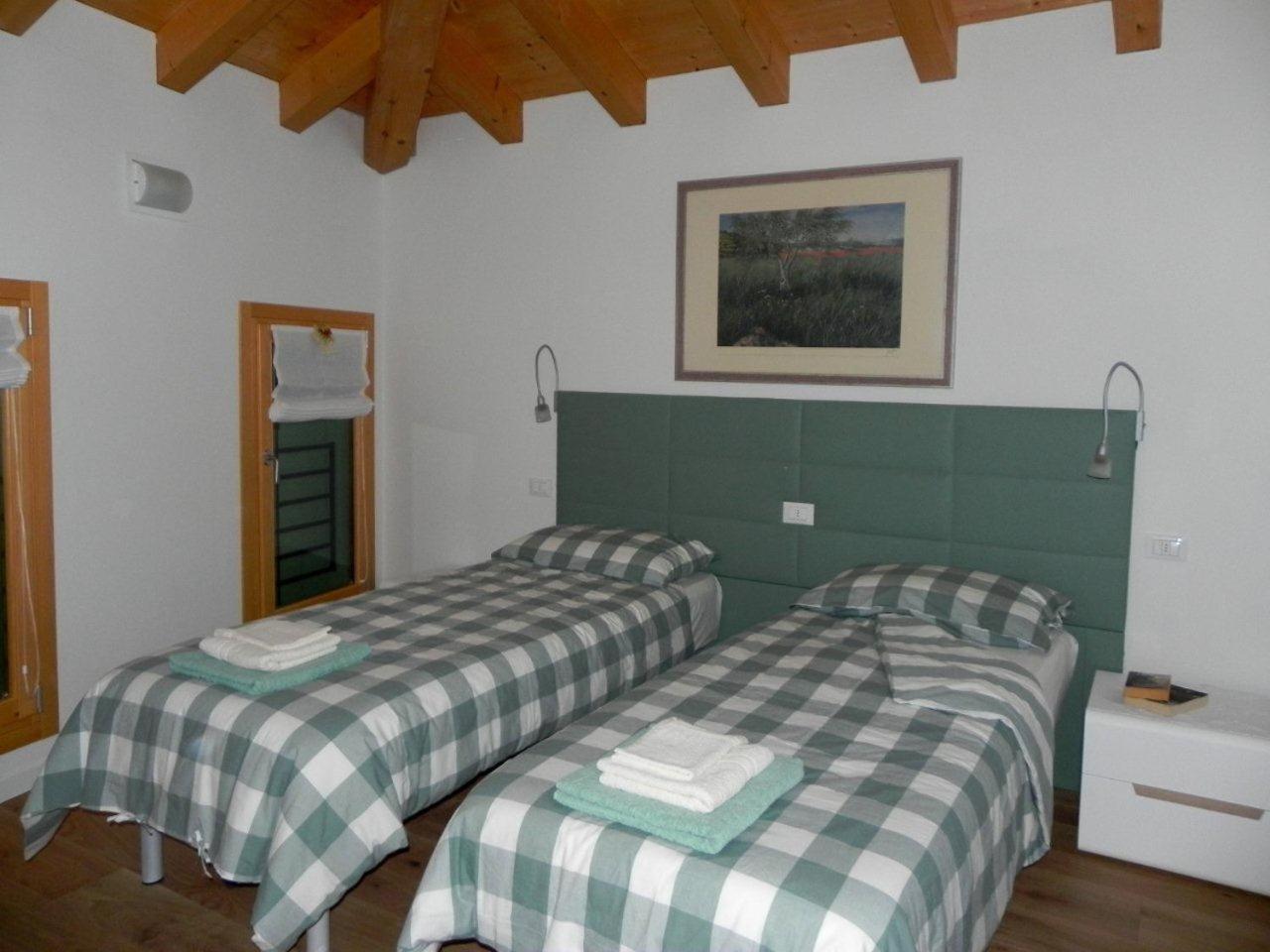 Twin Room - Photo 1