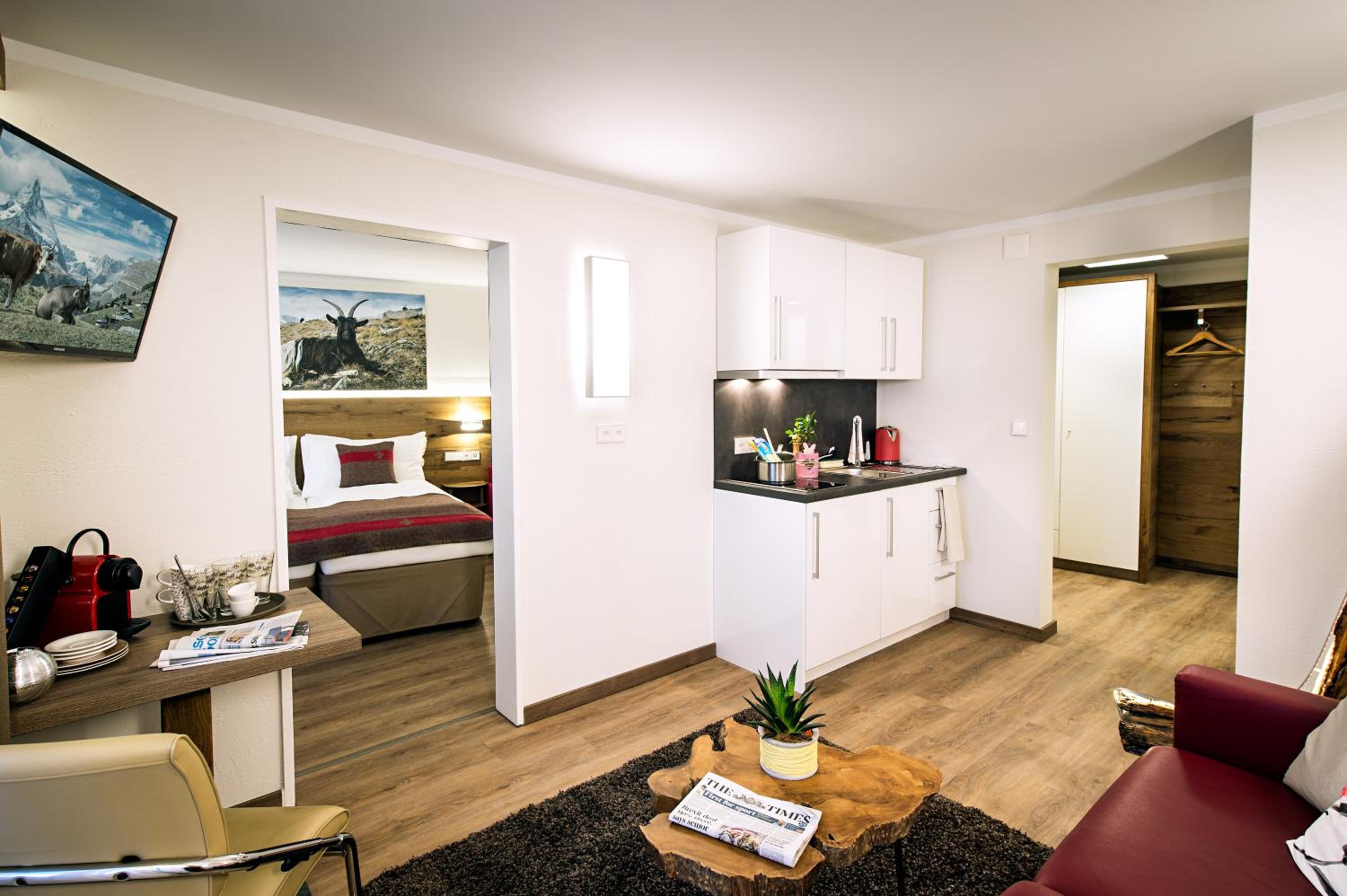 One-Bedroom Apartment with Balcony