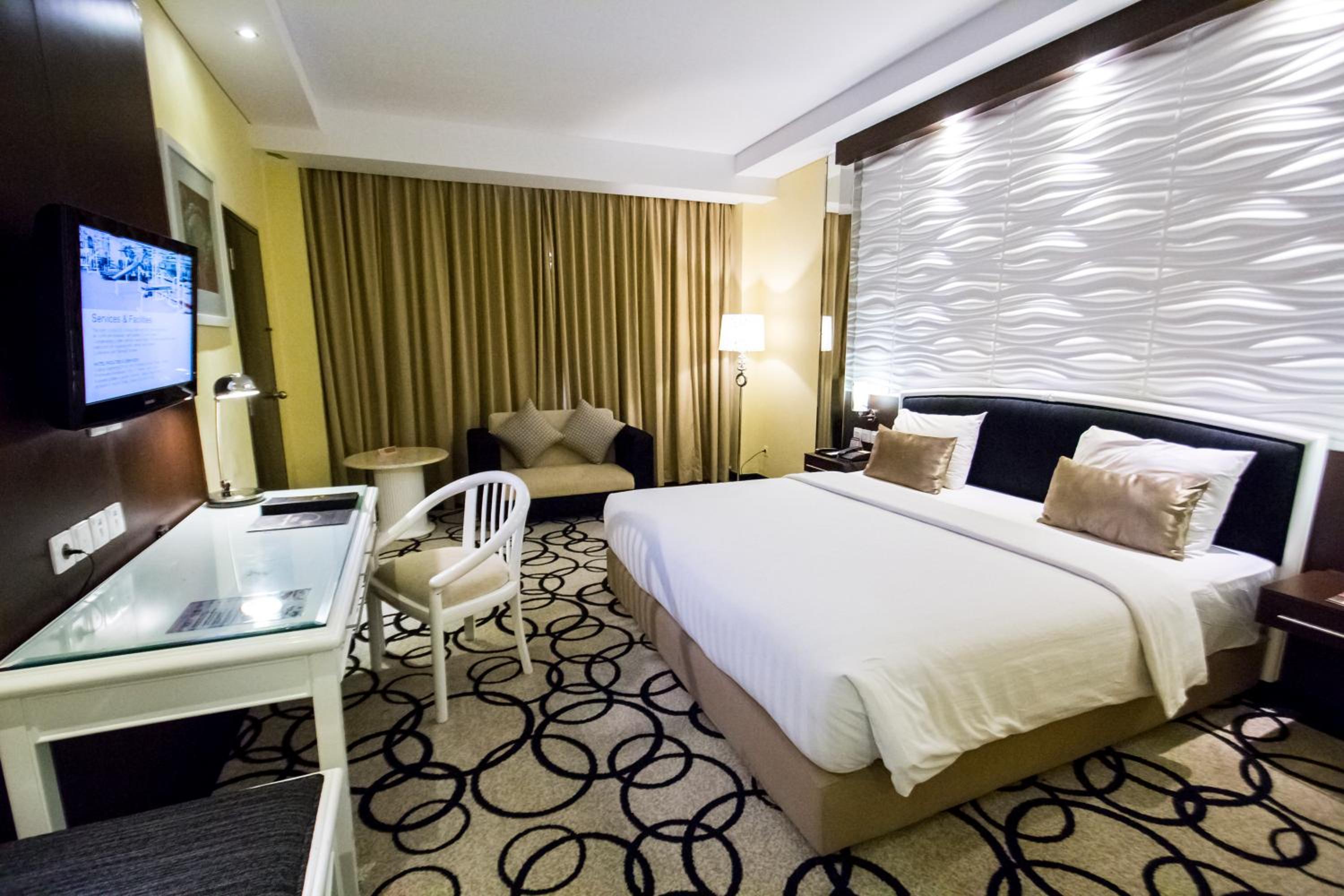 Deluxe Double or Twin Room - Photo 1