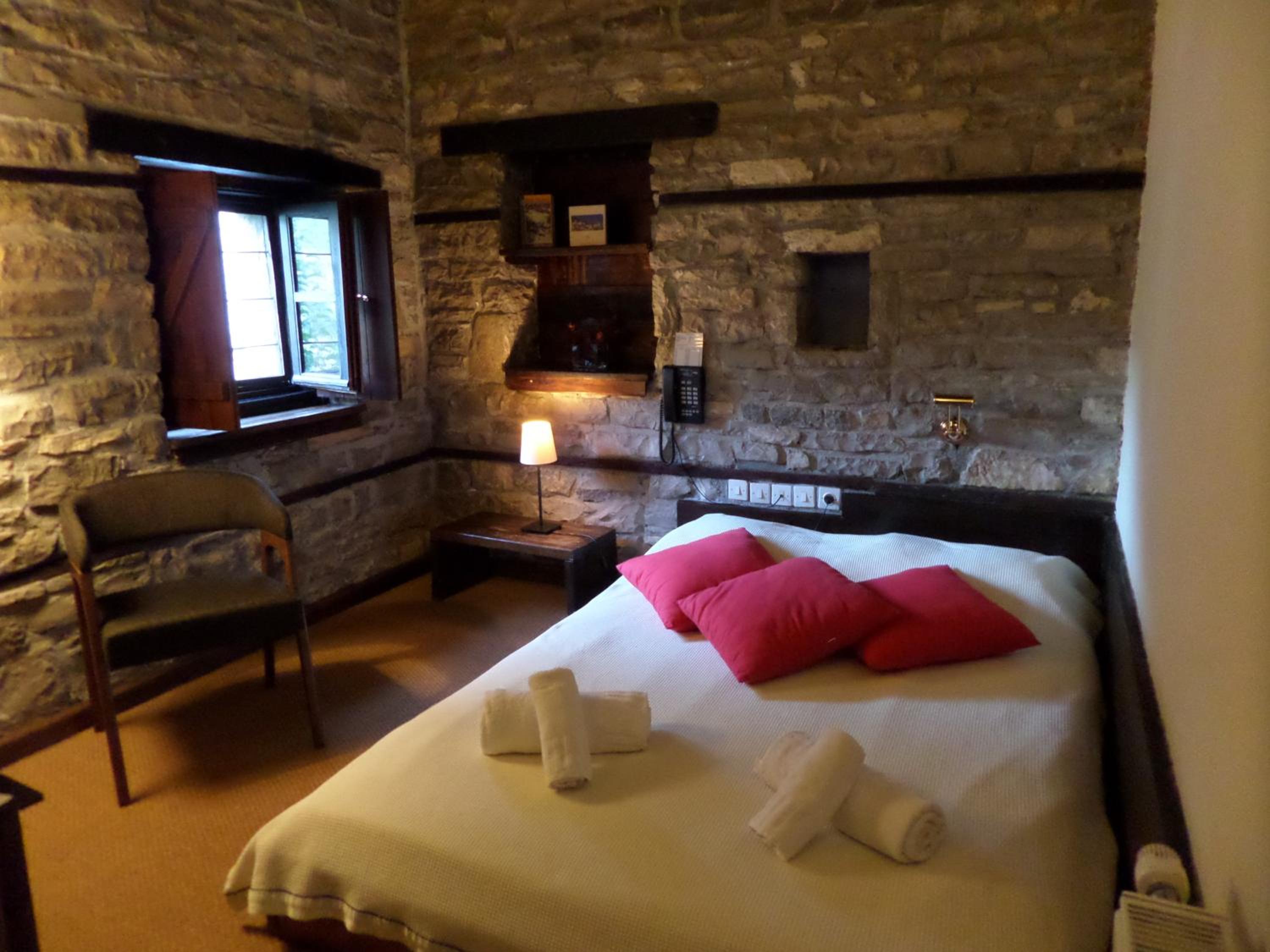 Double Room - Photo 10