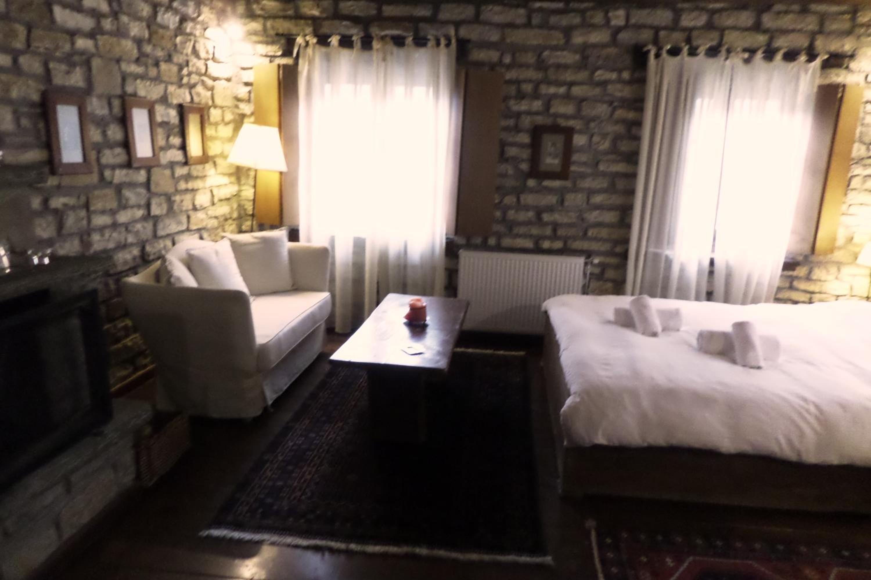 Deluxe Double Room - Photo 2