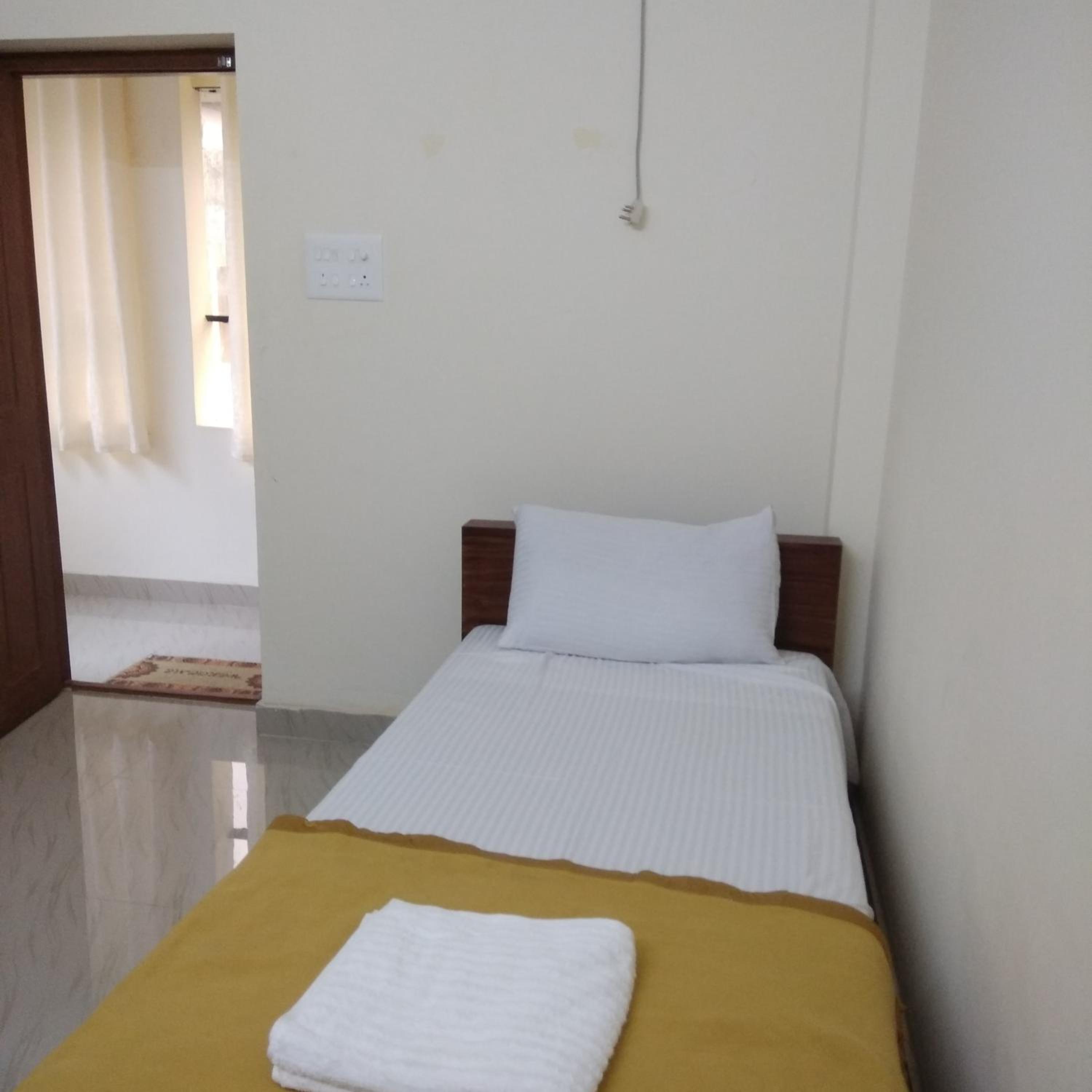 Standard Single Room photo 2