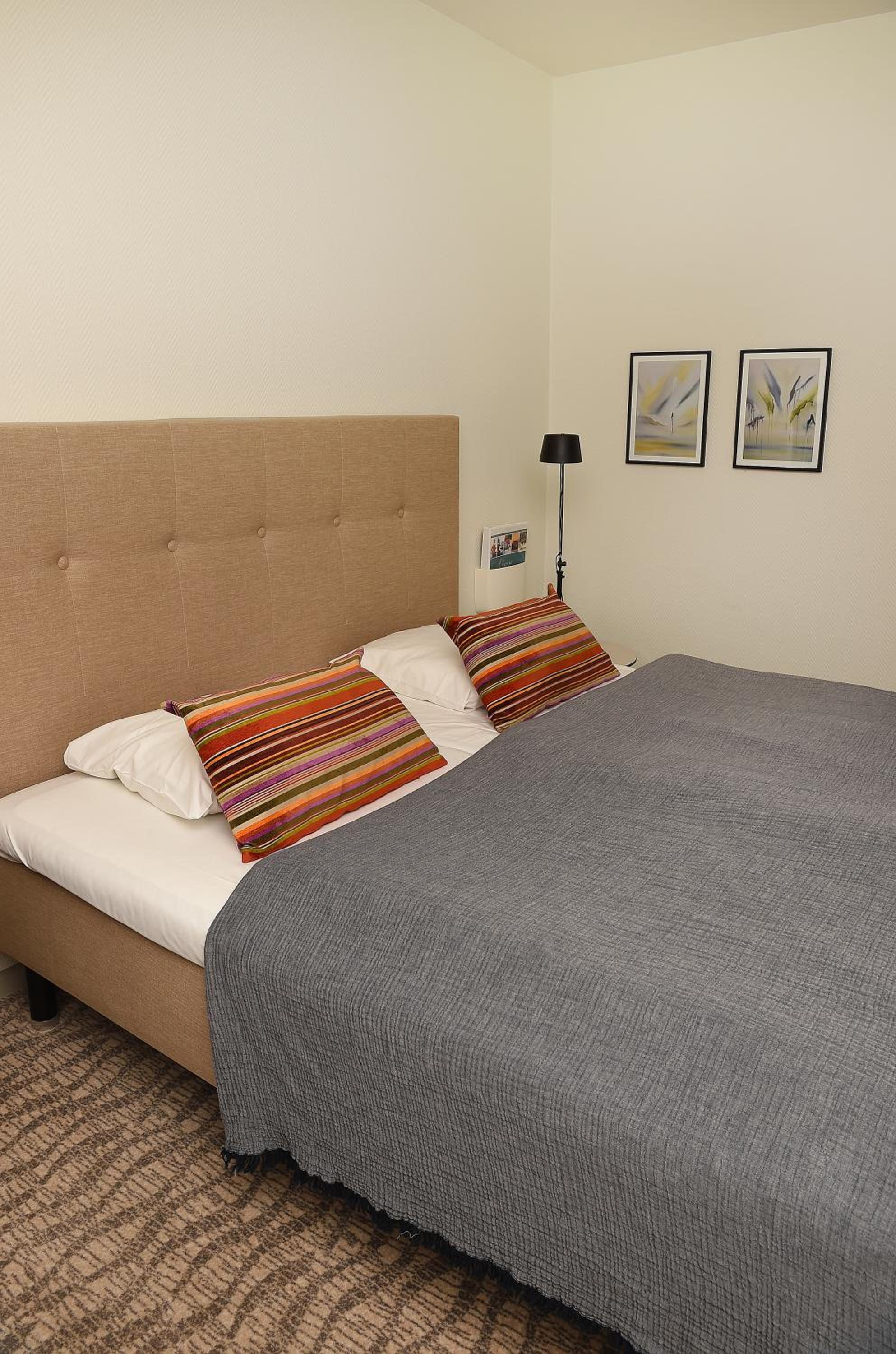 Standard Double or Twin Room with City View photo 2