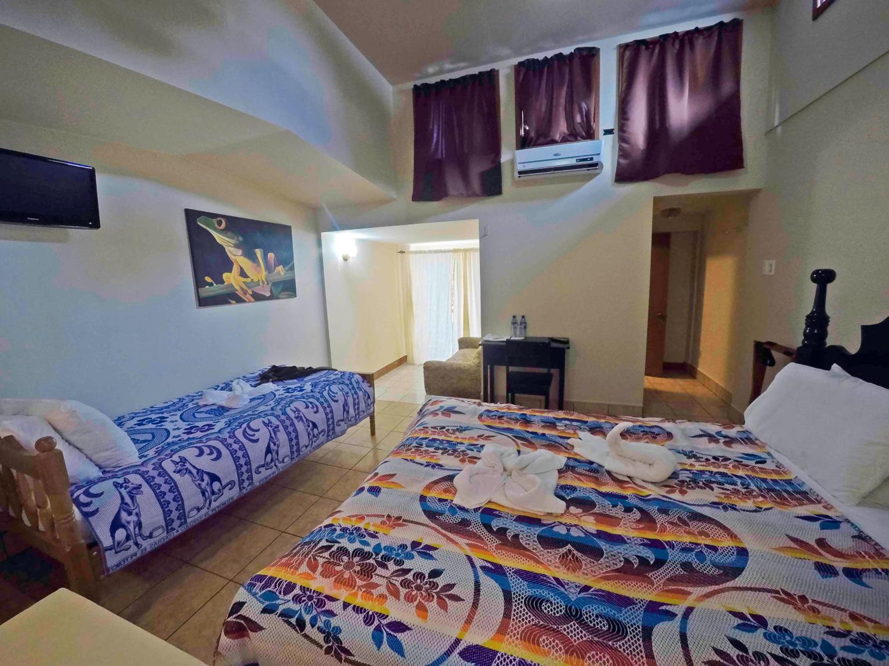 Economy Double Room photo 3