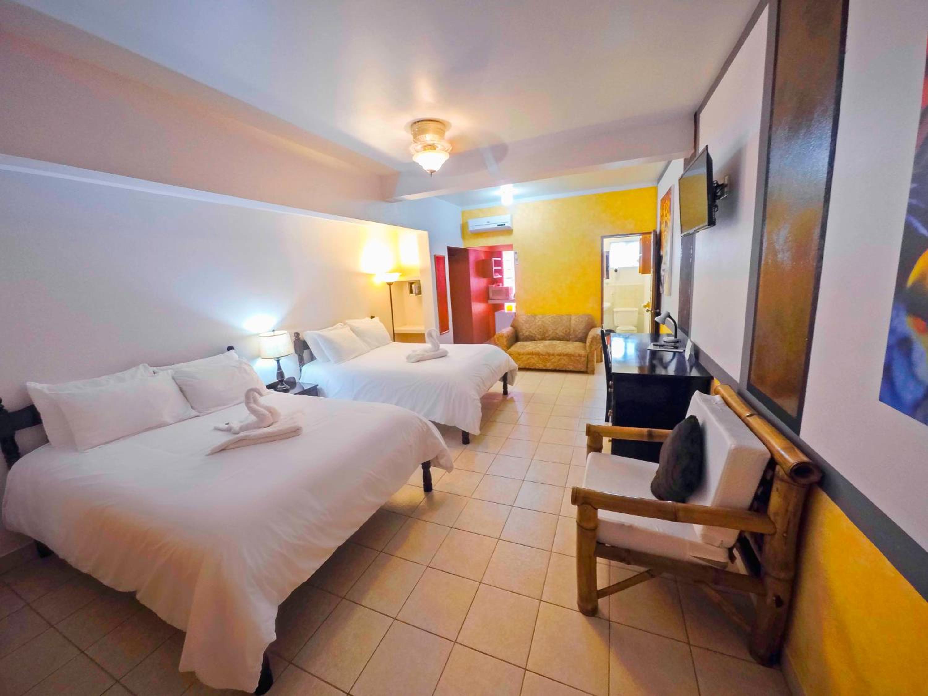 Deluxe Double Room photo 2