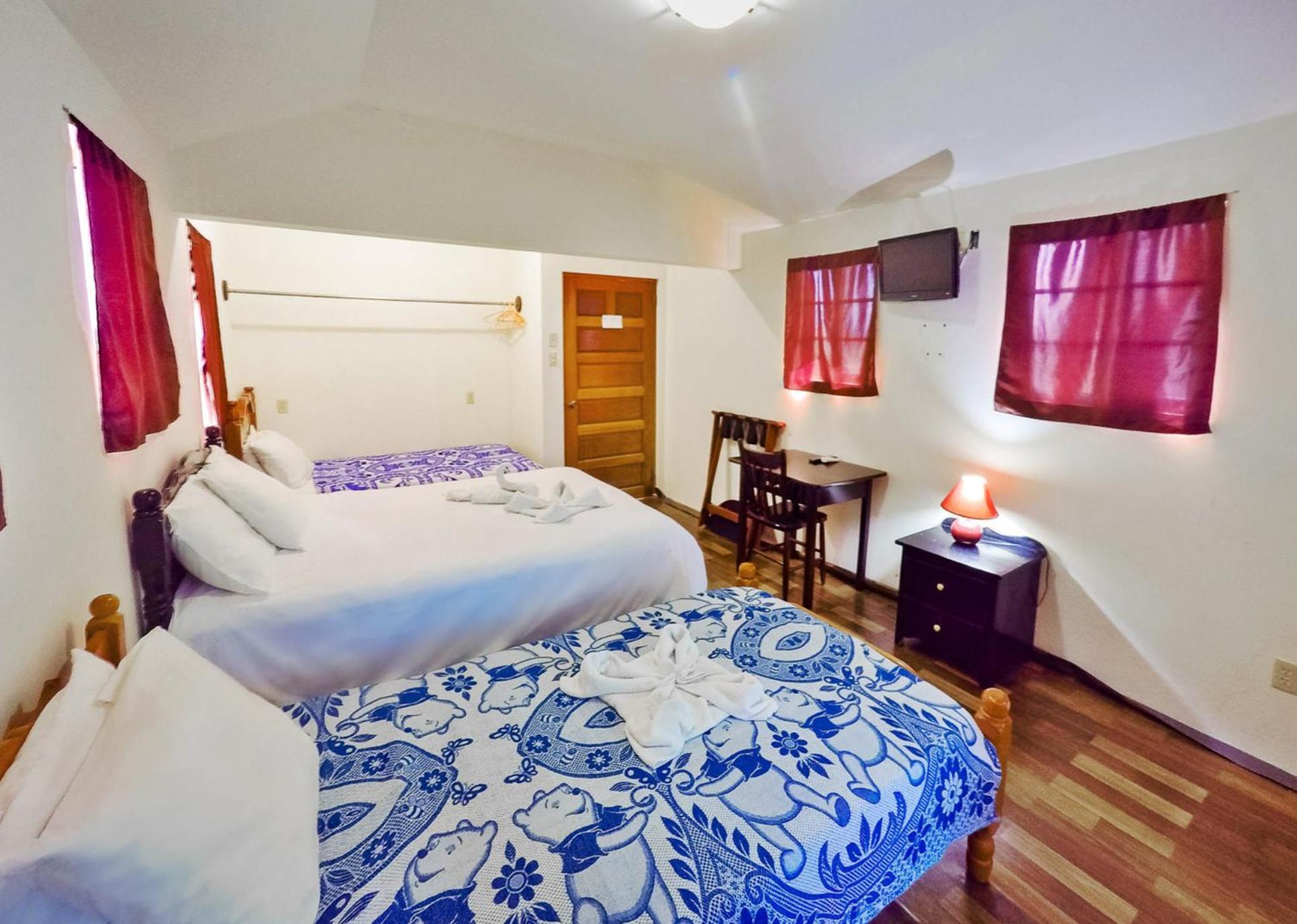 Economy Triple Room