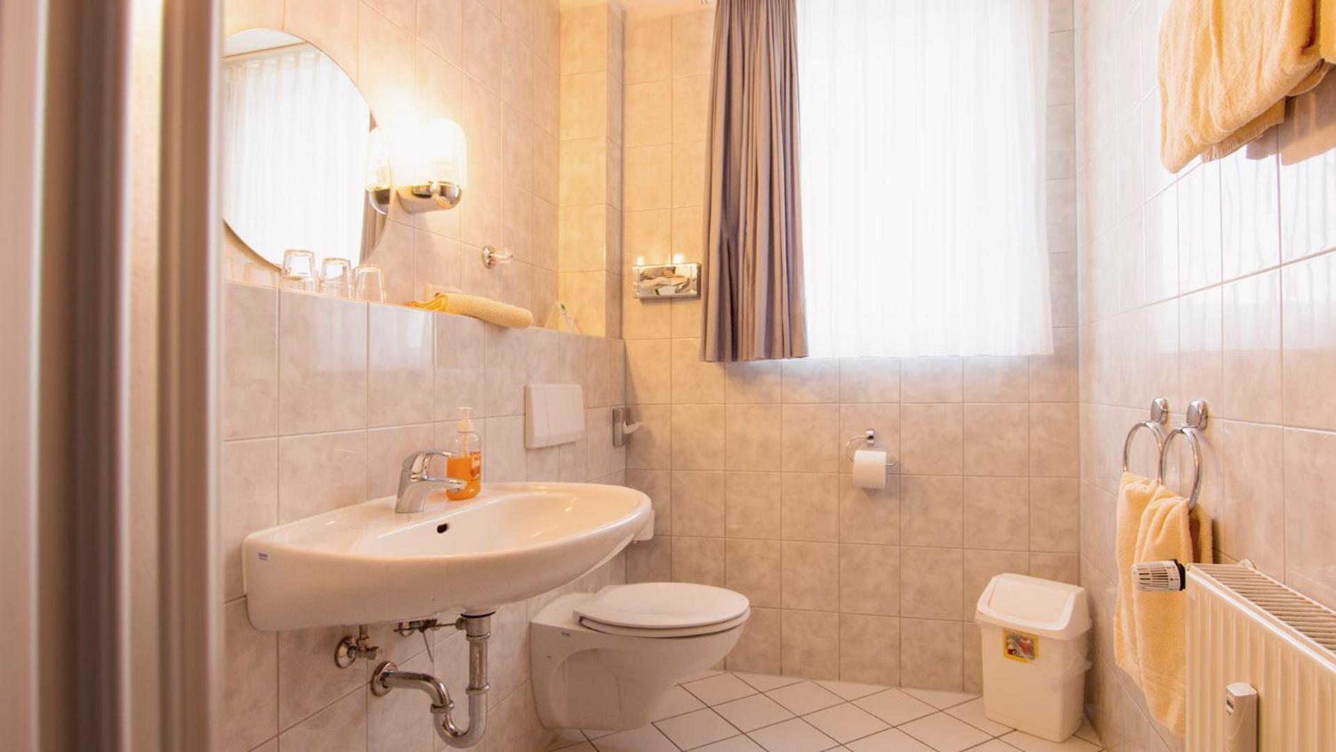 Triple Room - Photo 5
